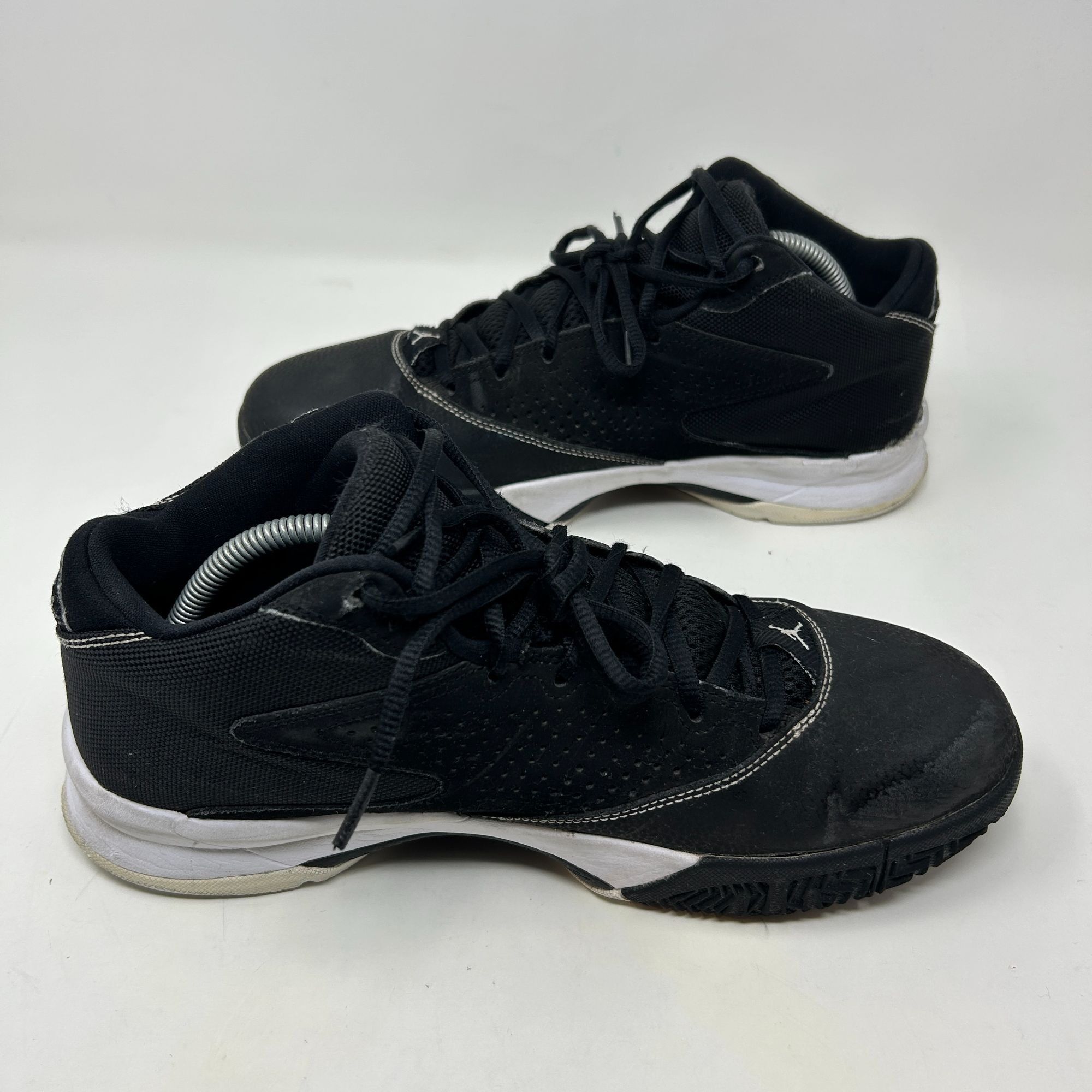 Nike Nike Air Jordan Court Vision 99 Black/White Sz 10.5 616777 Size US 10.5 / EU 43-44 - 8 Thumbnail