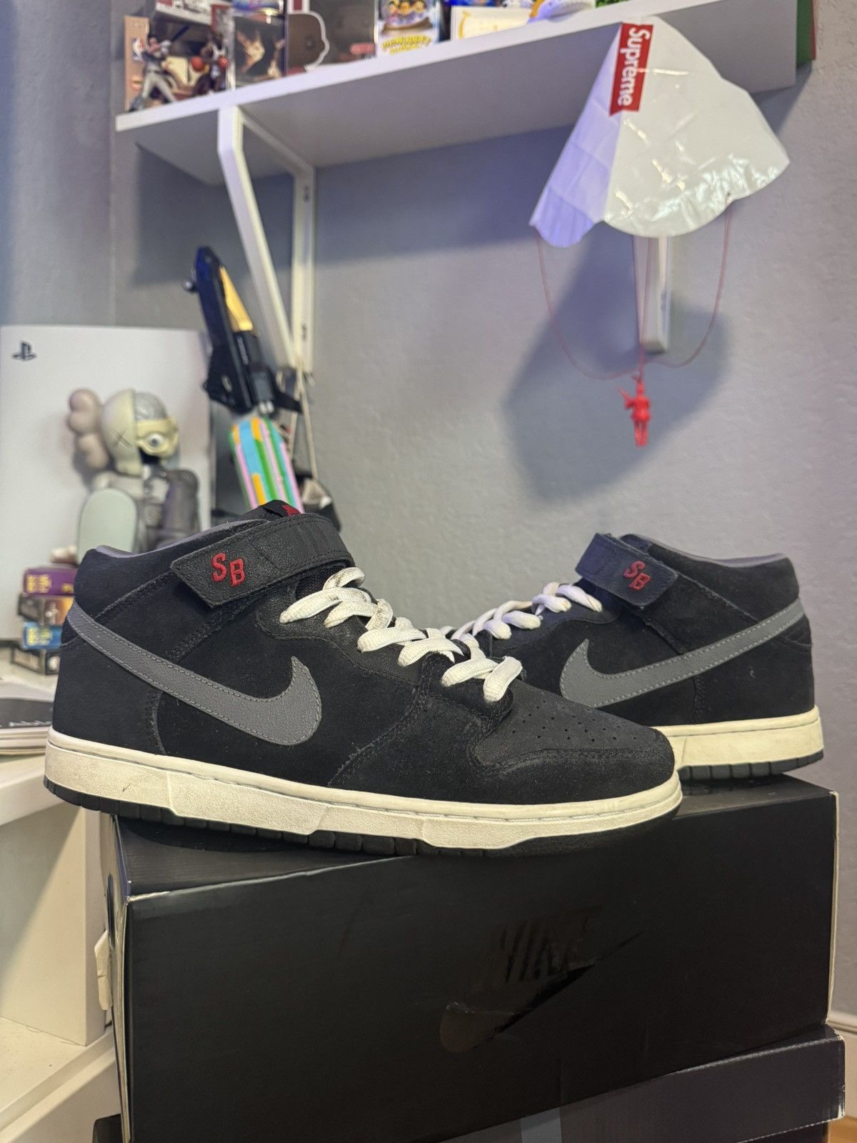Nike × Nike SB Nike SB Dunk Mid Pro “Grip Tape” 2009 Size US 9.5 / EU 42-43 - 1 Thumbnail