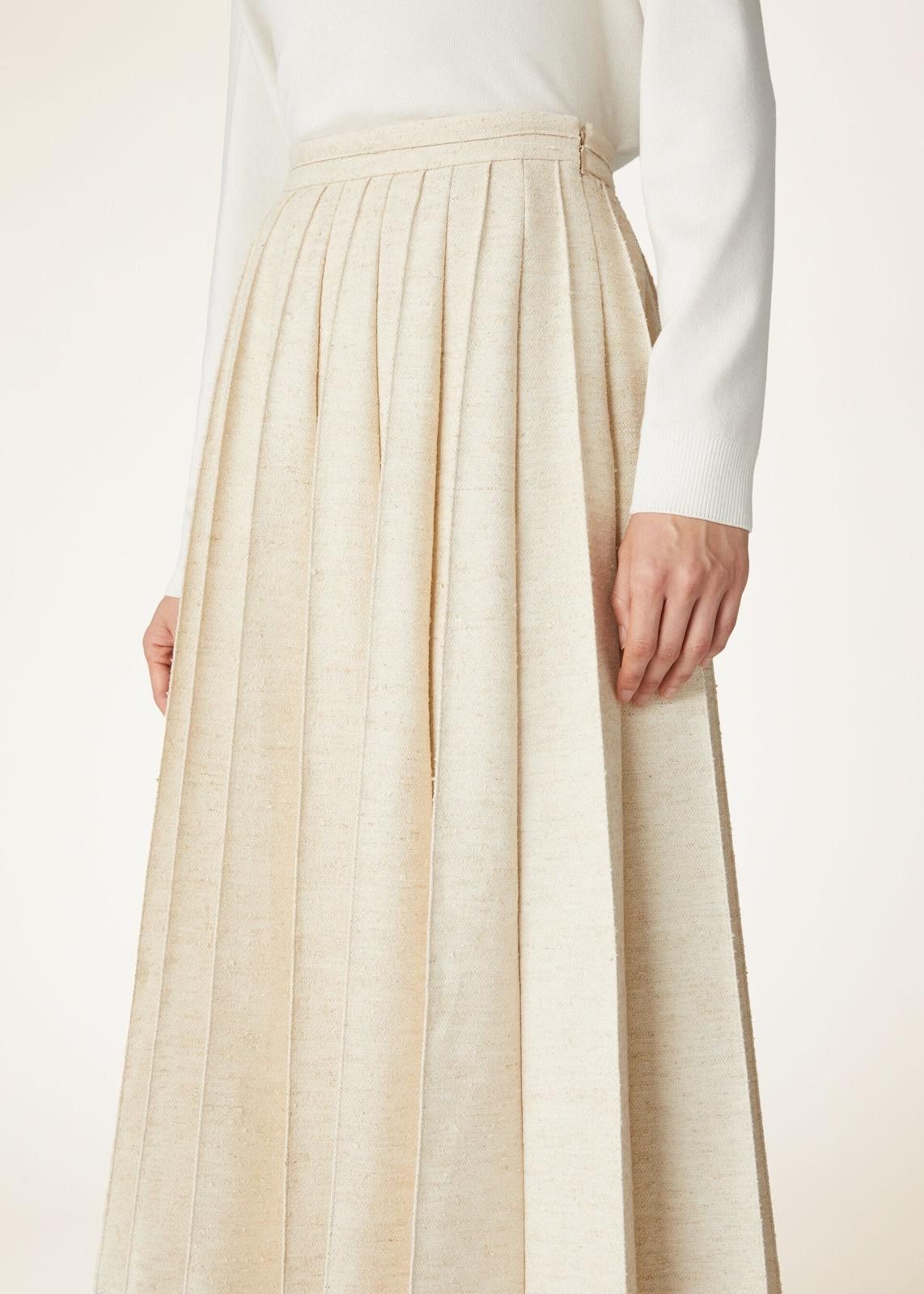 Loro Piana o1srvl11e0225 FAN6840 Fumiko Skirt in Beige Size 30" / US 8 / IT 44 - 4 Thumbnail