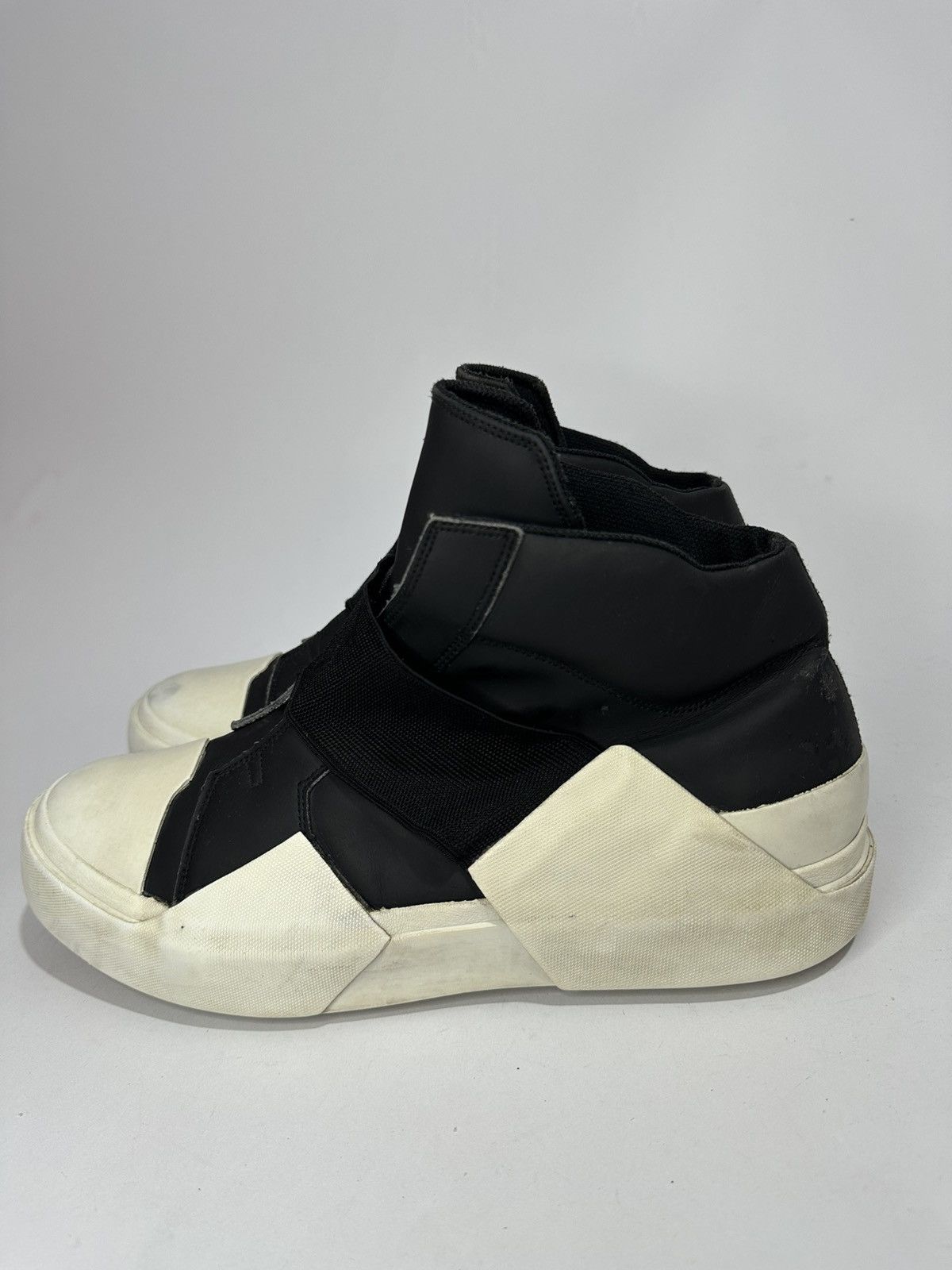 Julius Julius Multi-edge Sole Coated Hi Top Sneakers. Size US 11.5 / EU 44-45 - 2 Thumbnail