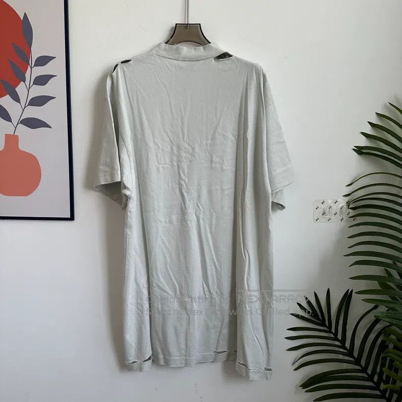 Balenciaga Balenciaga White Letter Print Short Sleeve Size US S / EU 44-46 / 1 - 2 Thumbnail