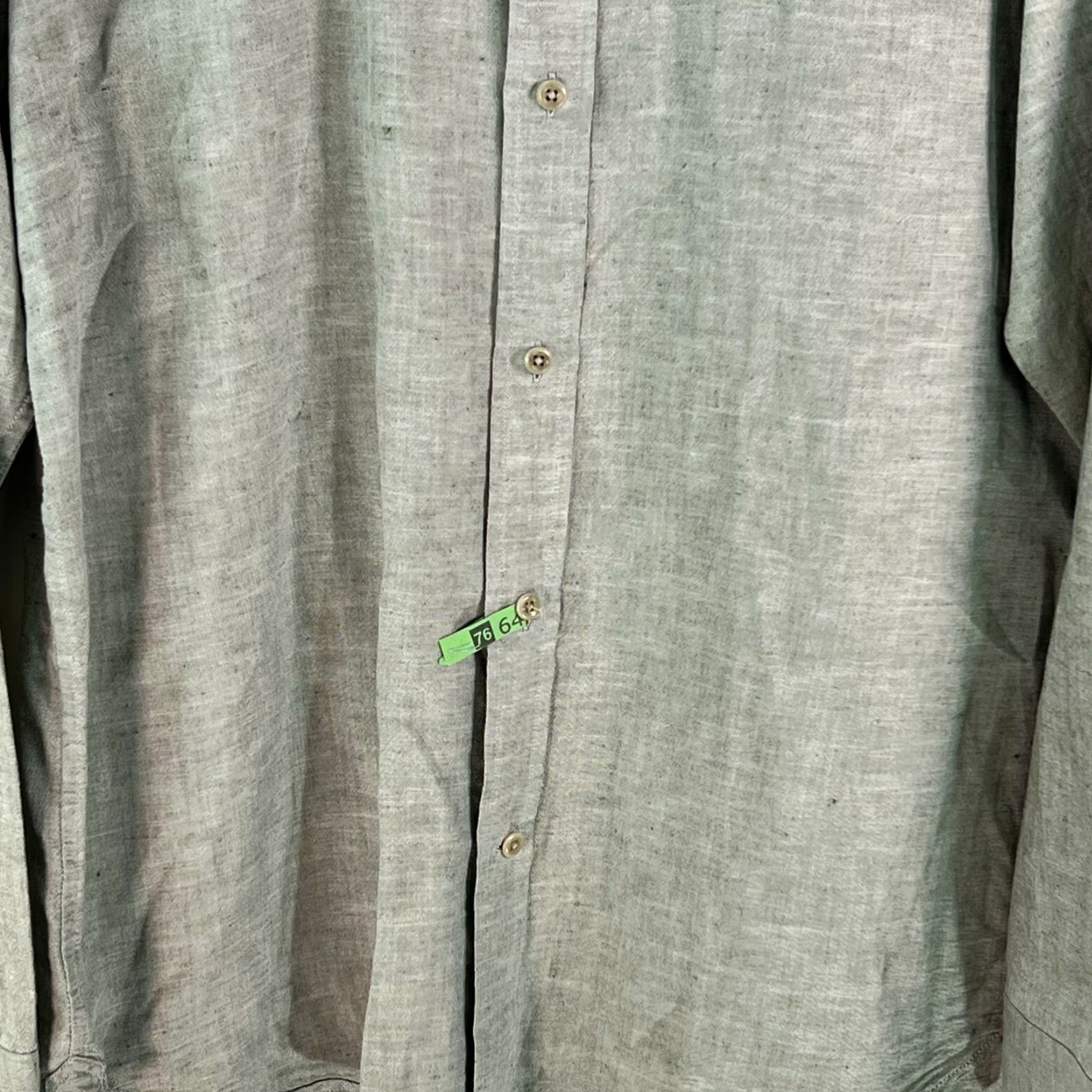 Banana Republic Banana Republic Mens Button-Up Gray Shirt Size Large 16-16 1/2 Regular Fit Long Sleeve Cotton Blend Casual Formal Shirt Mens Size US L / EU 52-54 / 3 - 4 Thumbnail