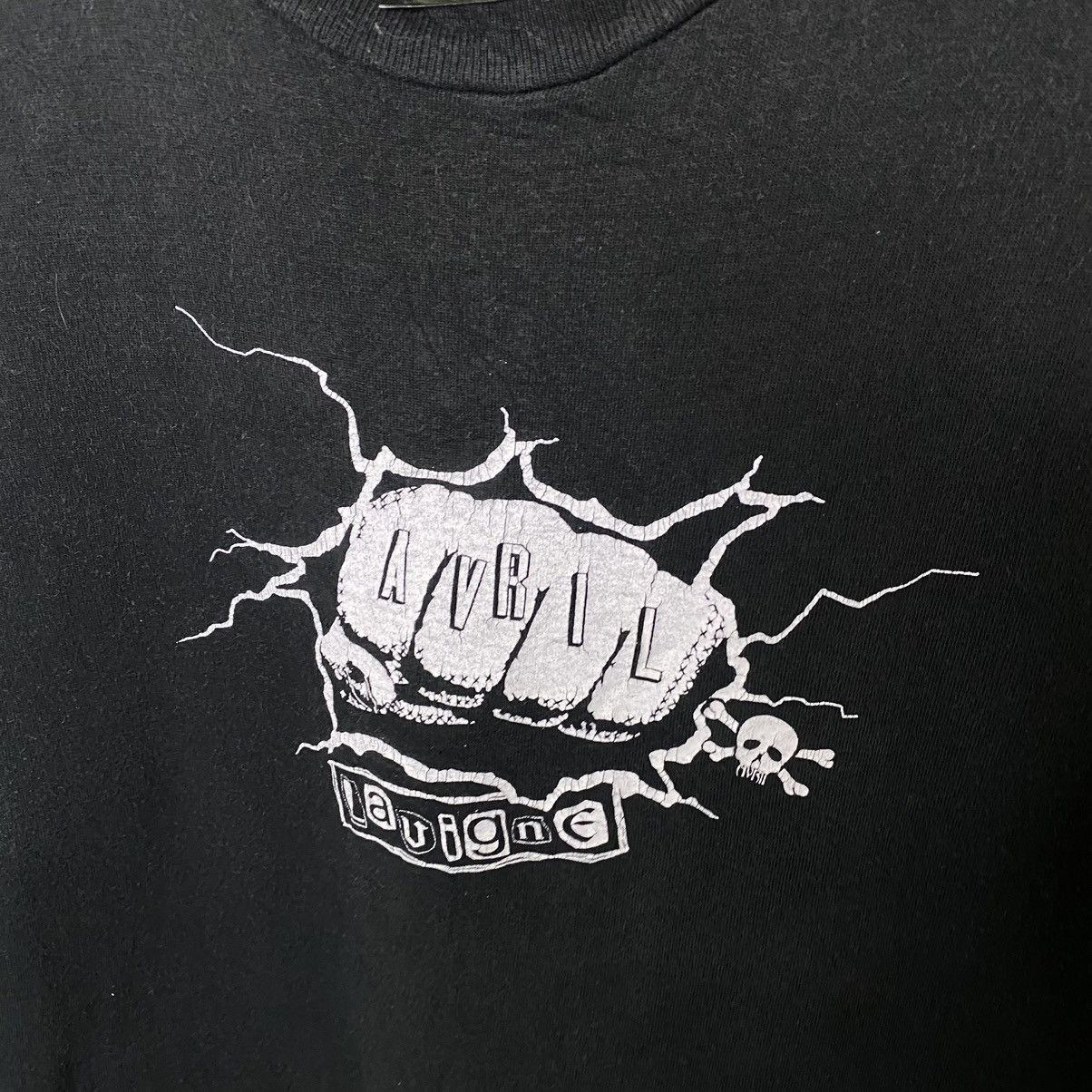 Band Tees × Vintage Vintage 2000s Avril Lavigne Gothic Punk T Shirt Size US S / EU 44-46 / 1 - 2 Thumbnail