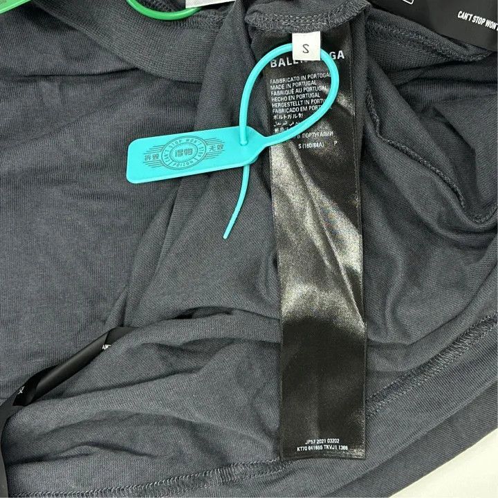 Balenciaga Balenciaga Political Campaign Logo T-Shirt 0079-2507 Size S / US 4 / IT 40 - 3 Thumbnail