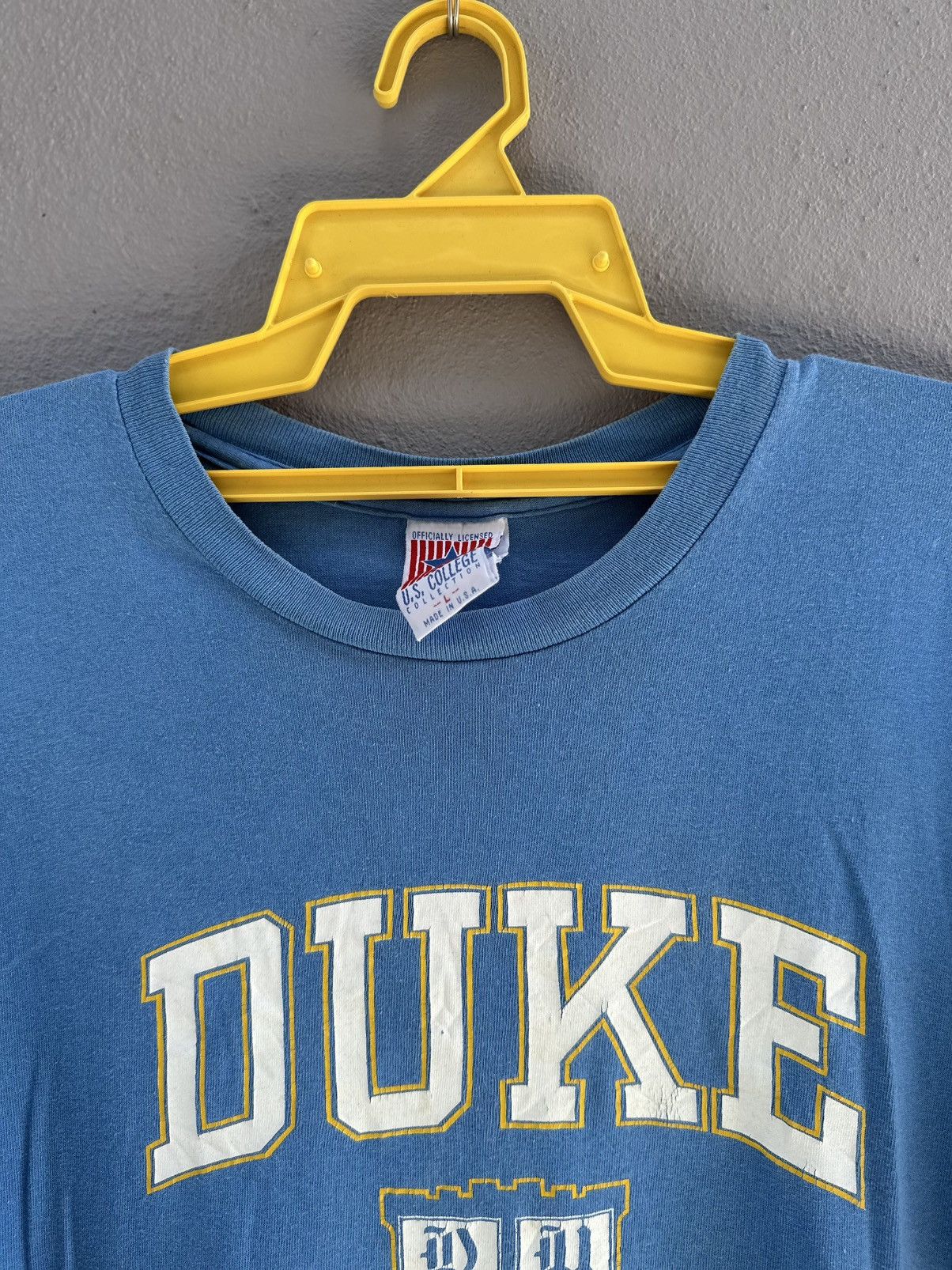 Vintage Thrashed Faded Vintage 90s Duke University Single Stitch Tee Size US L / EU 52-54 / 3 - 3 Thumbnail