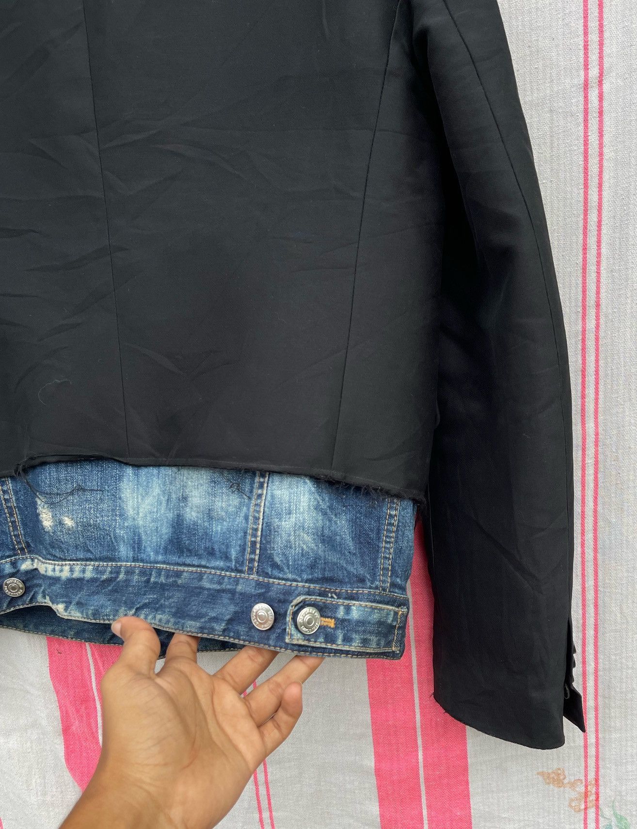Dsquared2 AW17 DSQUARED2 LAYERED-DESIGN BLAZER DISTRESSED DENIM JACKET Size US M / EU 48-50 / 2 - 12 Thumbnail