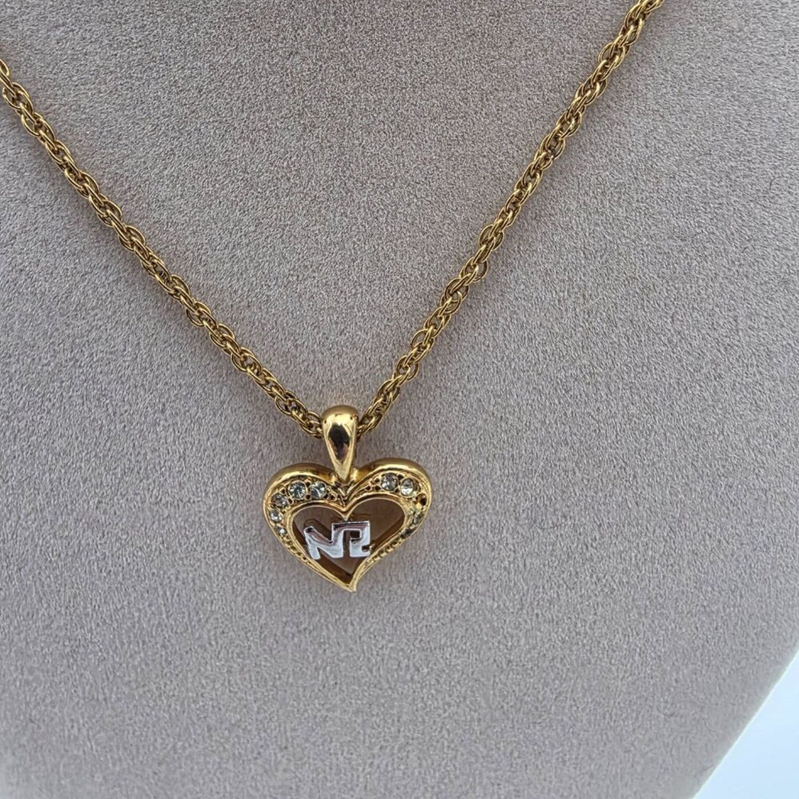 Nina Ricci Nina Ricci Heart Shaped Necklace Size ONE SIZE - 2 Thumbnail