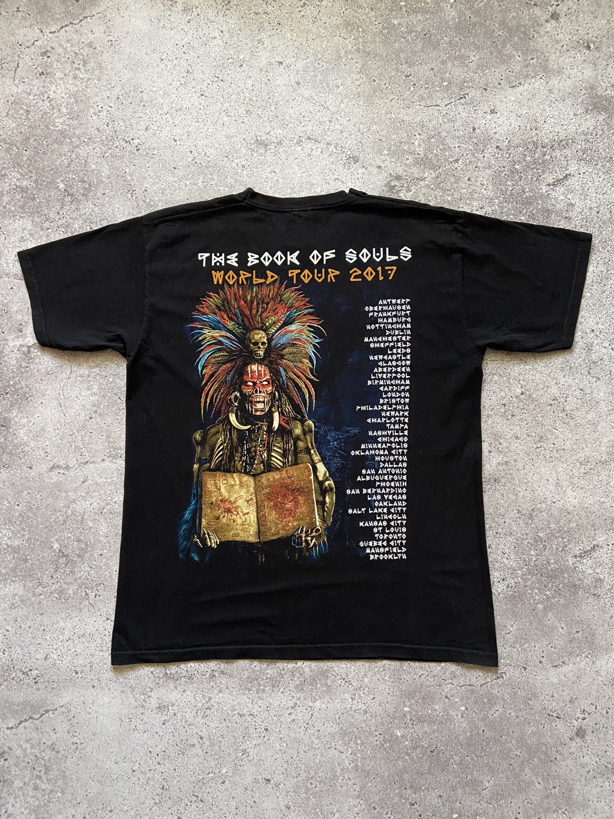 Iron Maiden 2017 Iron Maiden The Book of Souls World Tour Size Medium Size US L / EU 52-54 / 3 - 2 Thumbnail