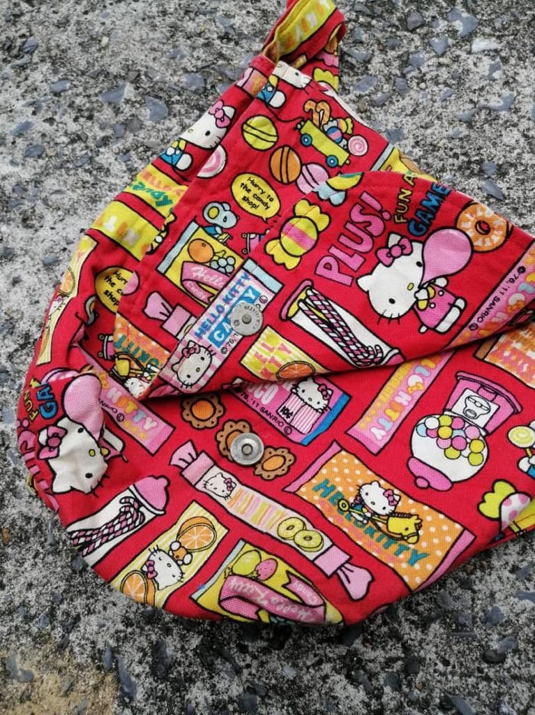 Anime × Japanese Brand Hello Kitty Sanrio Japan Sling Bag Size ONE SIZE - 7 Thumbnail