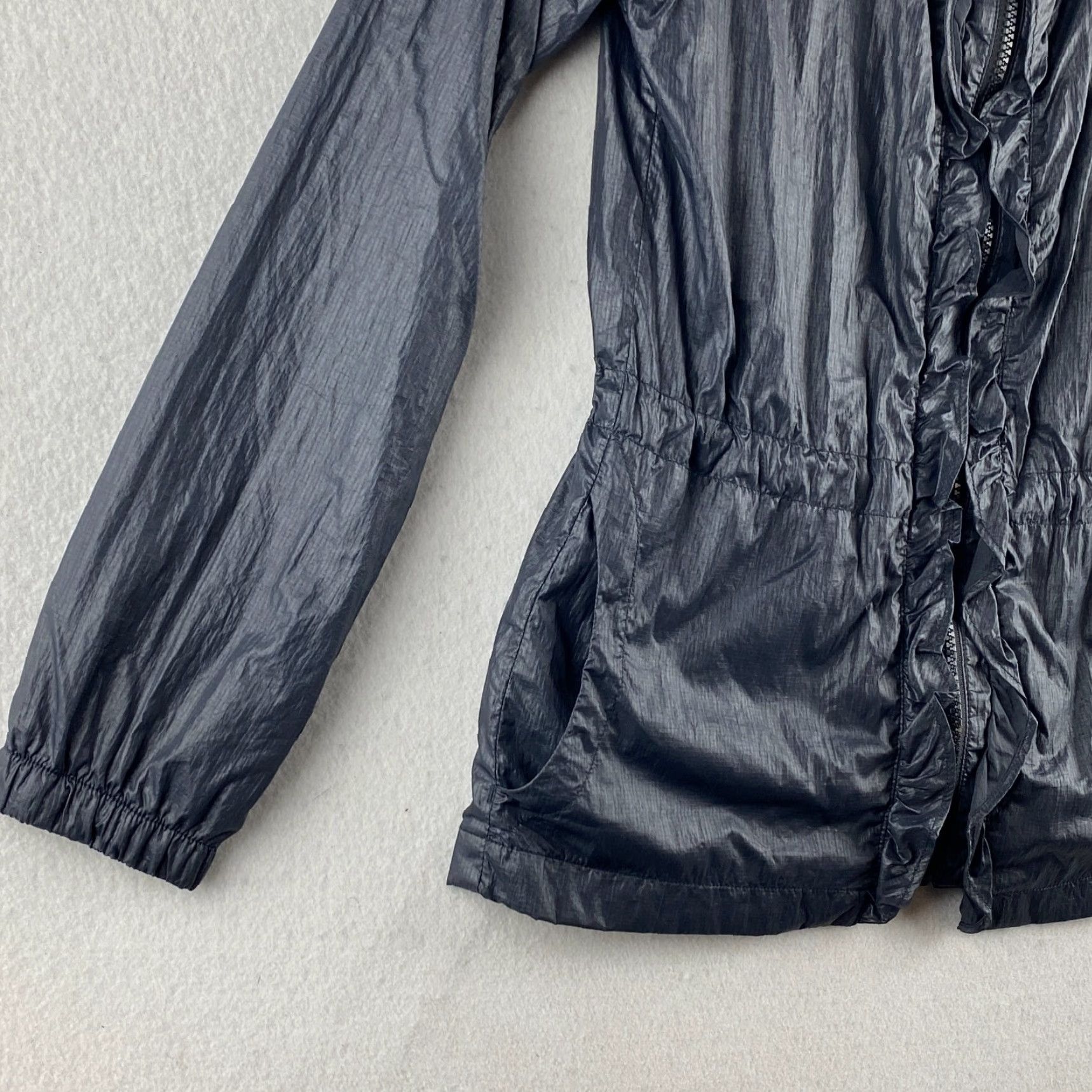 Gap Gap Windbreaker Jacket Womens XS Black Full Zip Softshell Rip Stop Size XS / US 0-2 / IT 36-38 - 4 Thumbnail