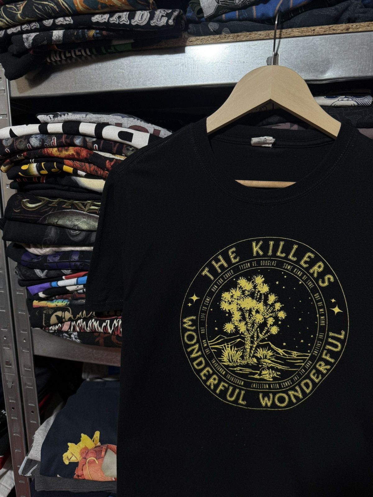 Band Tees Vintage The Killers Wonderful Wonderful Tour 2018 T-Shirt Size US S / EU 44-46 / 1 - 3 Thumbnail