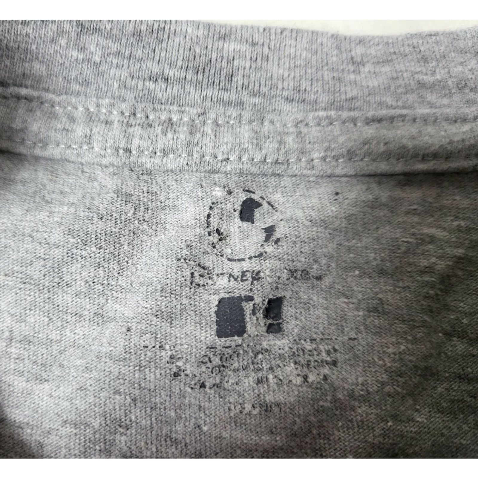 Disney VINTAGE Disney Mickey Mouse T-Shirt Gray Short Sleeve Mens XL Size L? Size US XL / EU 56 / 4 - 5 Thumbnail