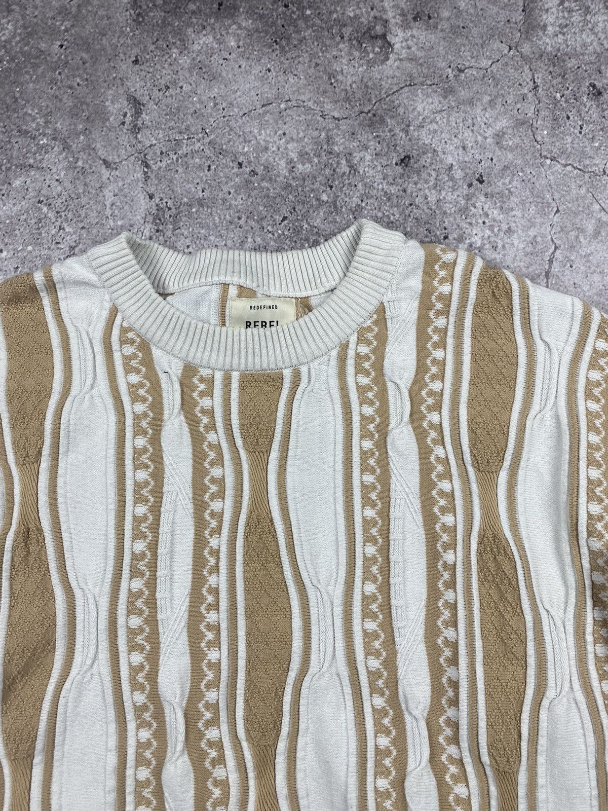 Coogi × Japanese Brand × Vintage Rare! Vintage Coogi Style Sweater Archive 3d Avant Garde Size US XL / EU 56 / 4 - 3 Thumbnail