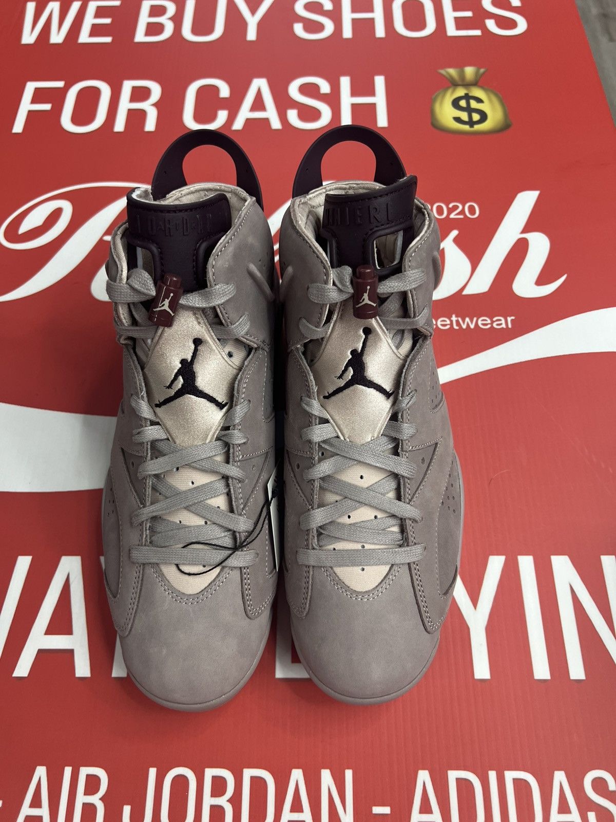 Air Jordan 6 A Ma Maniere Smokey Mauve Size 9.5