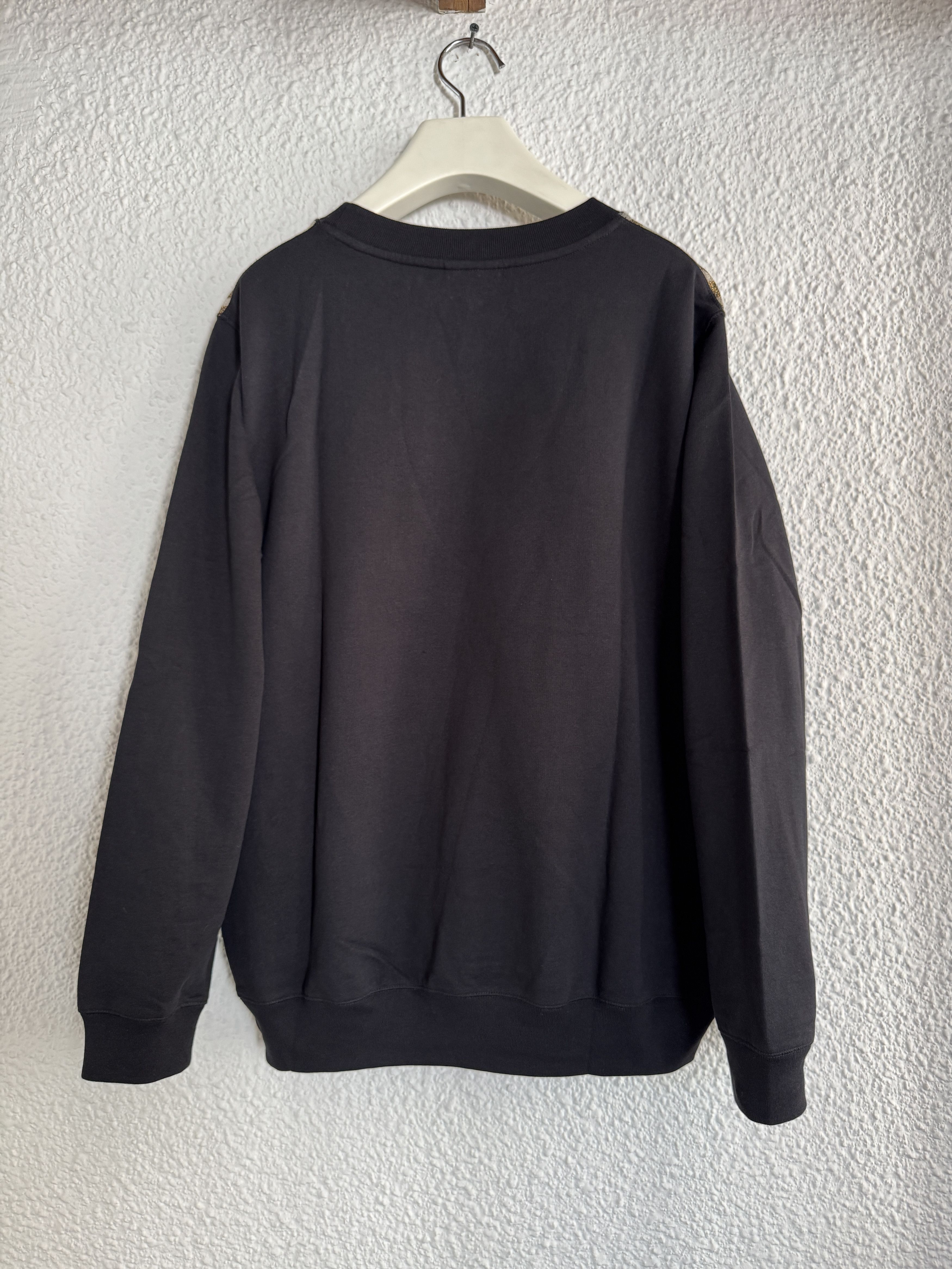 Dries Van Noten Dries Van Noten Women's Sweatshirt Black and Gold Size L / US 10 / IT 46 - 2 Thumbnail