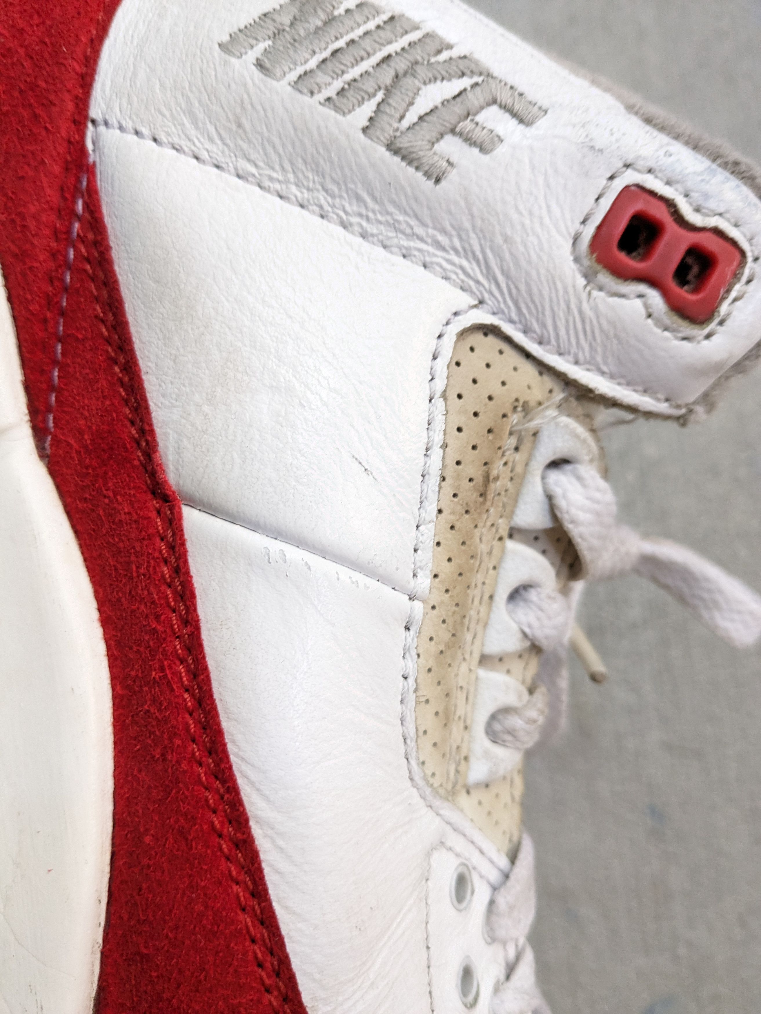 Jordan Brand Nike Jordan 3 Retro Tinker Air Max 1 Red White CJ0939-100 Size US 10 / EU 43 - 12 Thumbnail