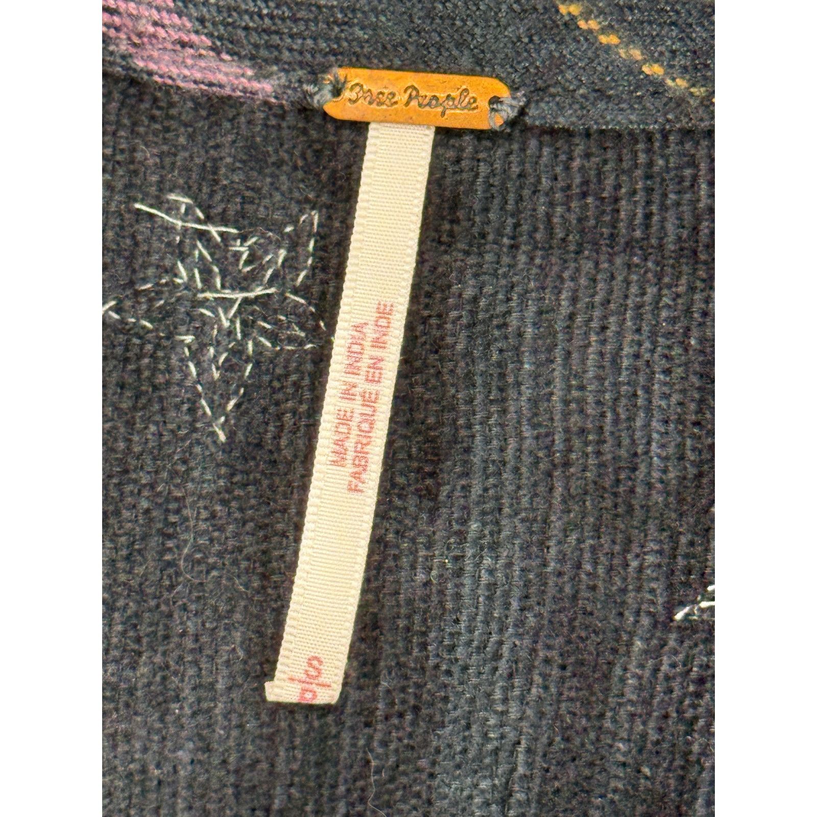 Free People Free People Gray Plaid Embellished wSequin Stars Shirts Sz S Size S / US 4 / IT 40 - 6 Thumbnail