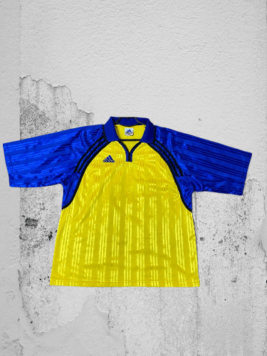 Adidas × Vintage Vintage Adidas Soccer Shirt Centre Logo Size US XL / EU 56 / 4 - 1 Thumbnail