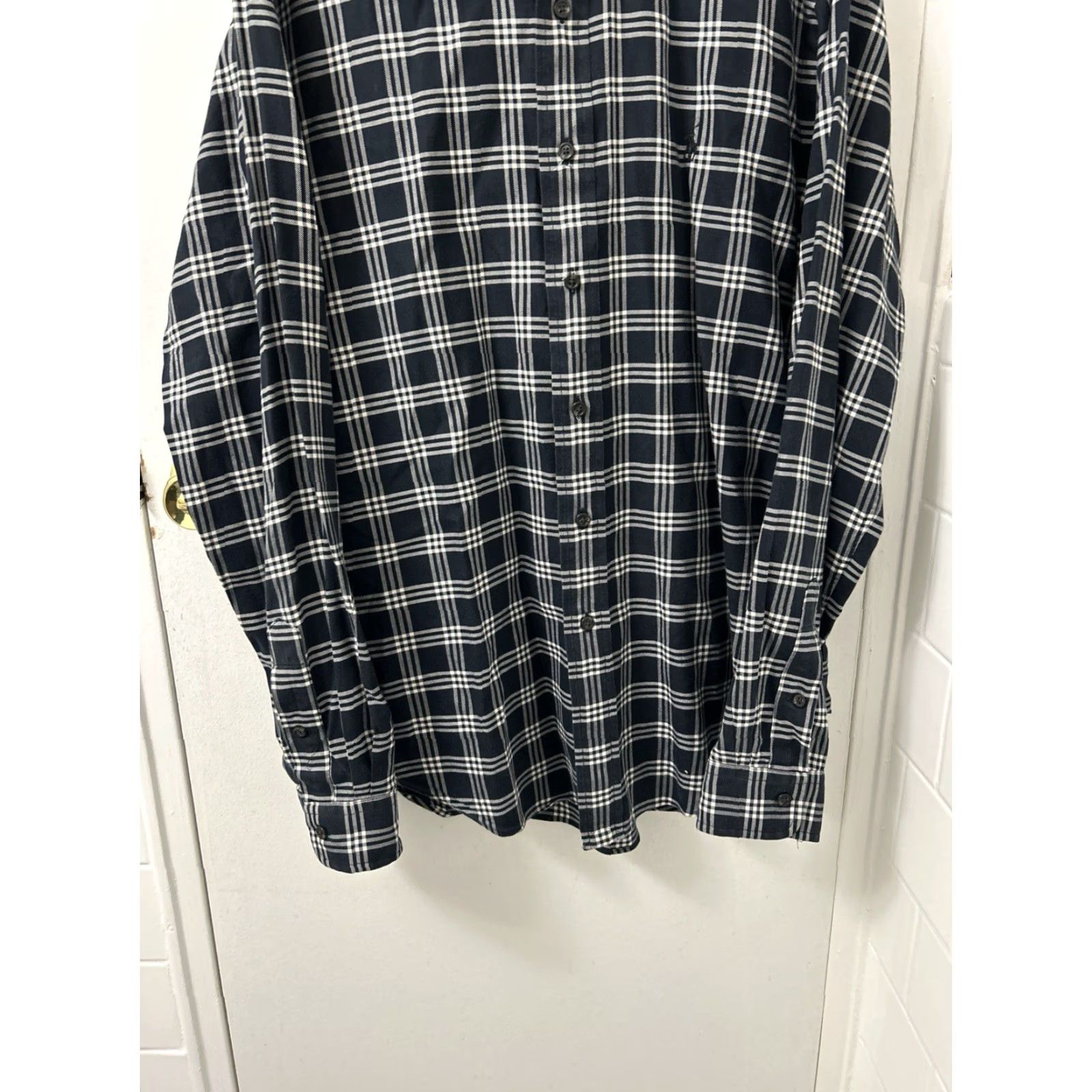 Ralph Lauren VINTAGE Ralph Lauren Shirt Mens L Navy Blue Plaid Classic Fit Button Down L/S Size US L / EU 52-54 / 3 - 3 Thumbnail