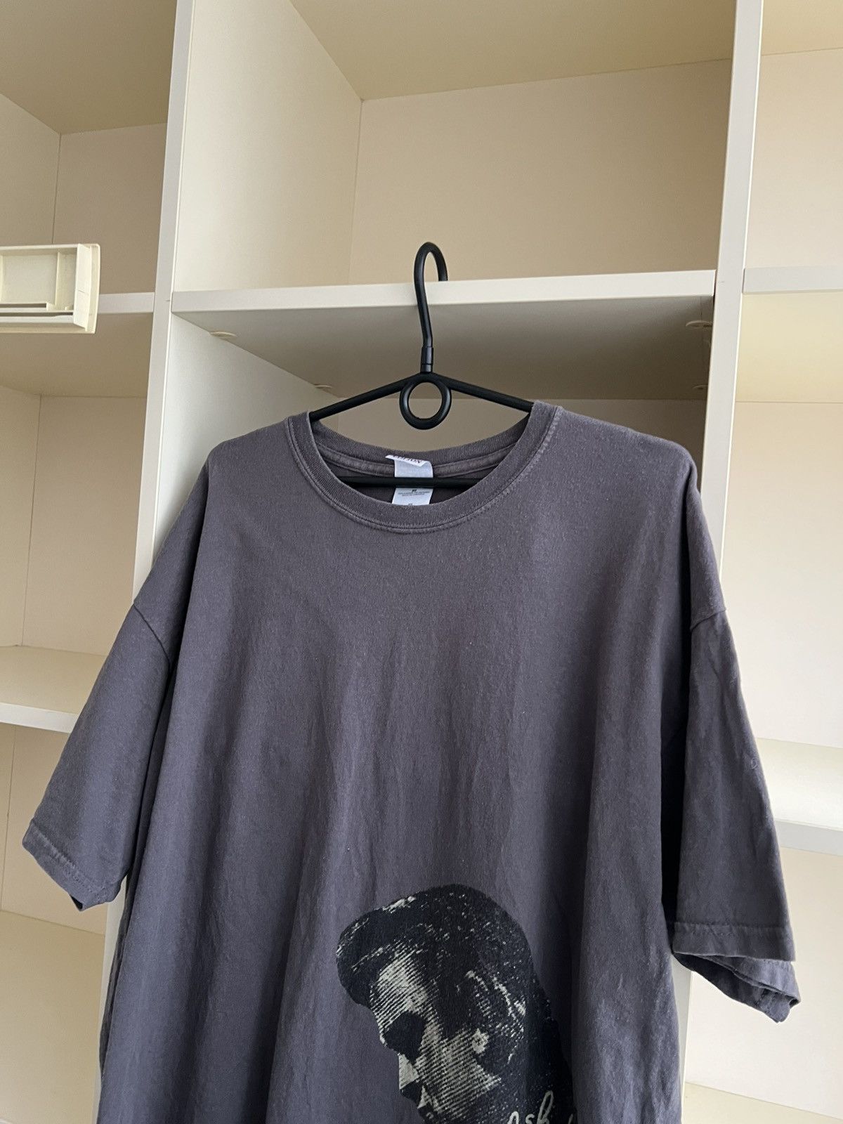 Vintage Vintage Johnny Cash T-Shirt 00s Music Tee Size XL Size US XL / EU 56 / 4 - 7 Thumbnail