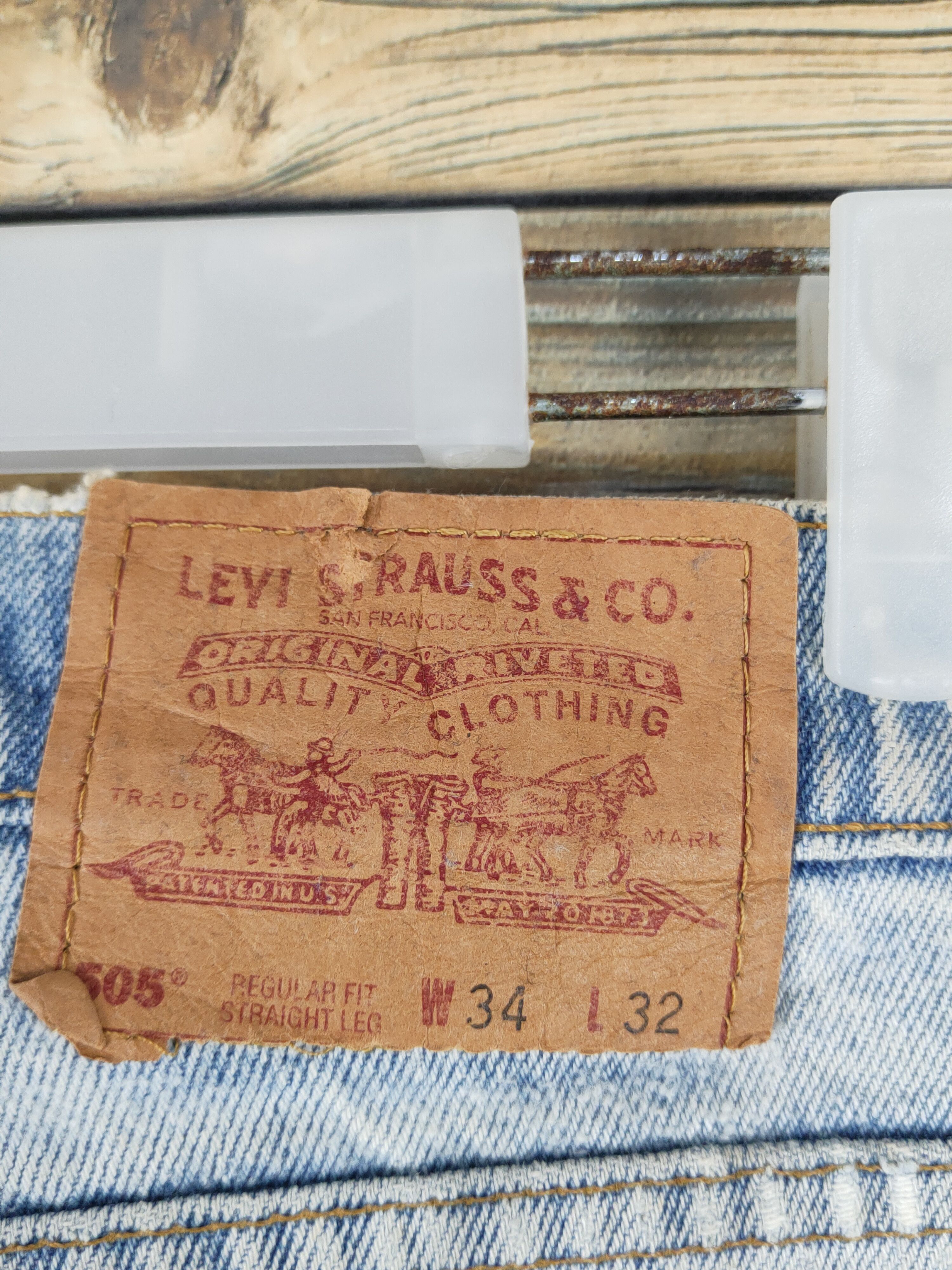 Levi's 505 Levi's Light Blue Distressed Ripped Jeans #W1572 Size US 34 / EU 50 - 12 Thumbnail