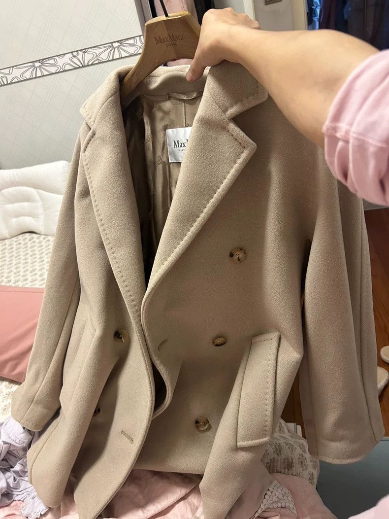 Max Mara Max Mara 101801 Coat Size M / US 6-8 / IT 42-44 - 1 Thumbnail