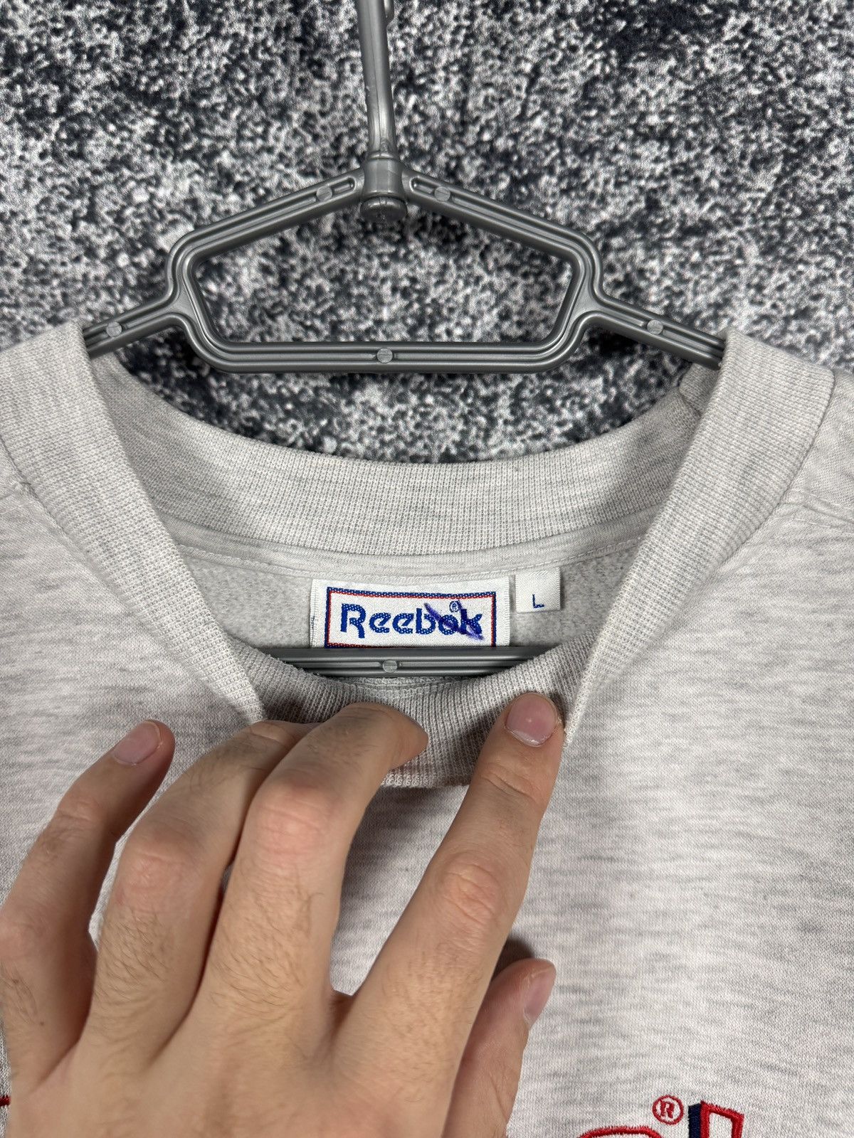 Reebok Reebok Vintage 90s Gray Sweatshirt Pullover Big Logo Size L Size US L / EU 52-54 / 3 - 9 Thumbnail