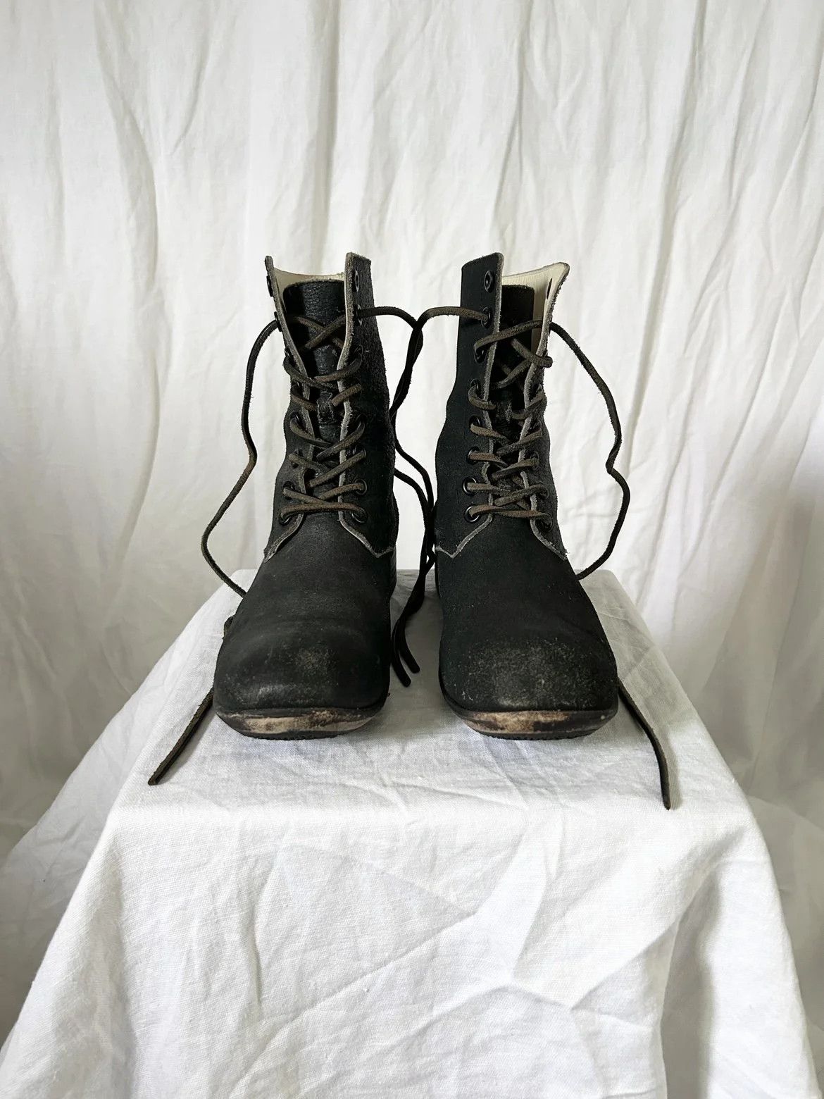 Attachment Attachment Early 00s 8-Hole Boots Size US 9.5 / EU 42-43 - 11 Thumbnail
