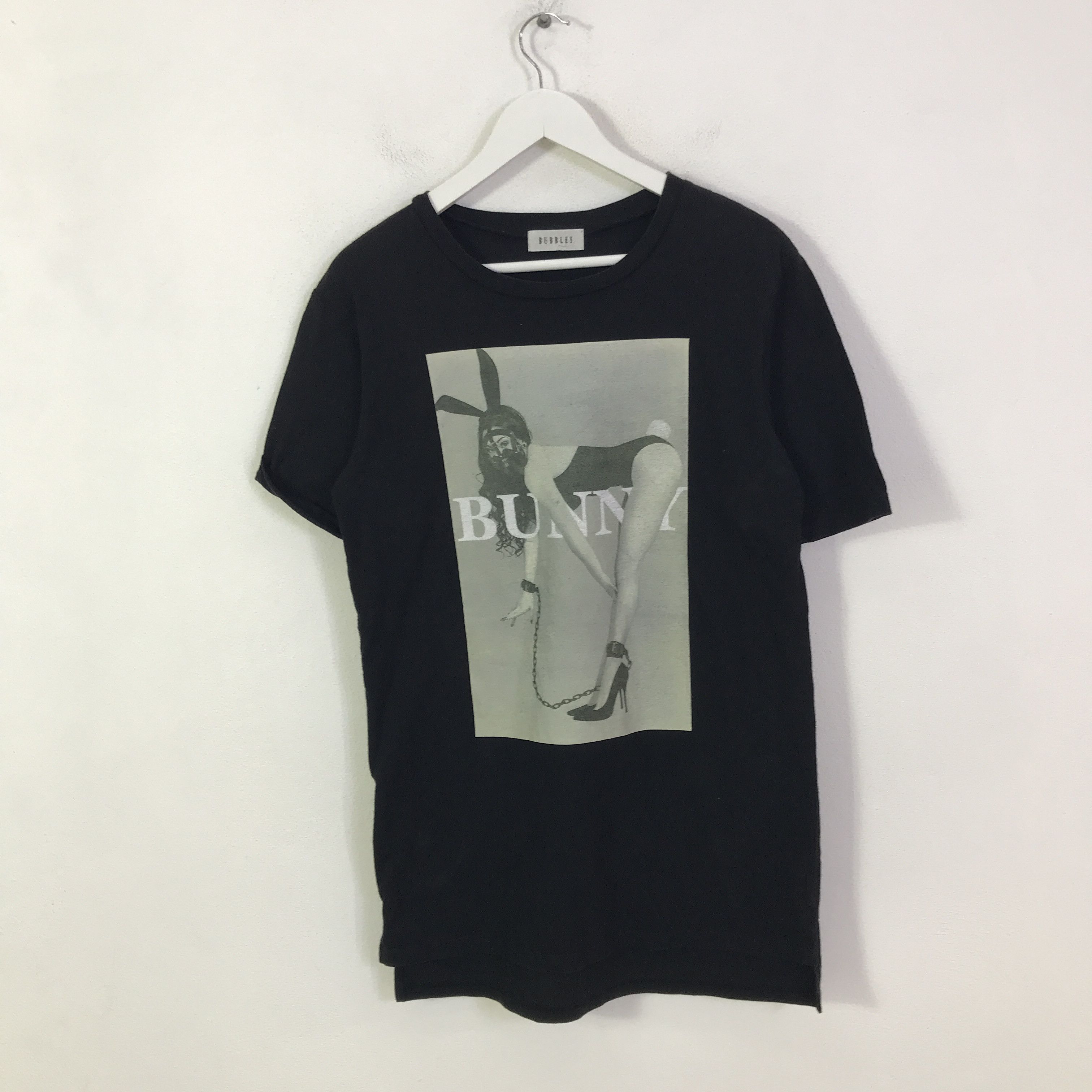 Japanese Brand bubbles bunny sexy design black t-shirt K117B9 Size US M / EU 48-50 / 2 - 1 Thumbnail