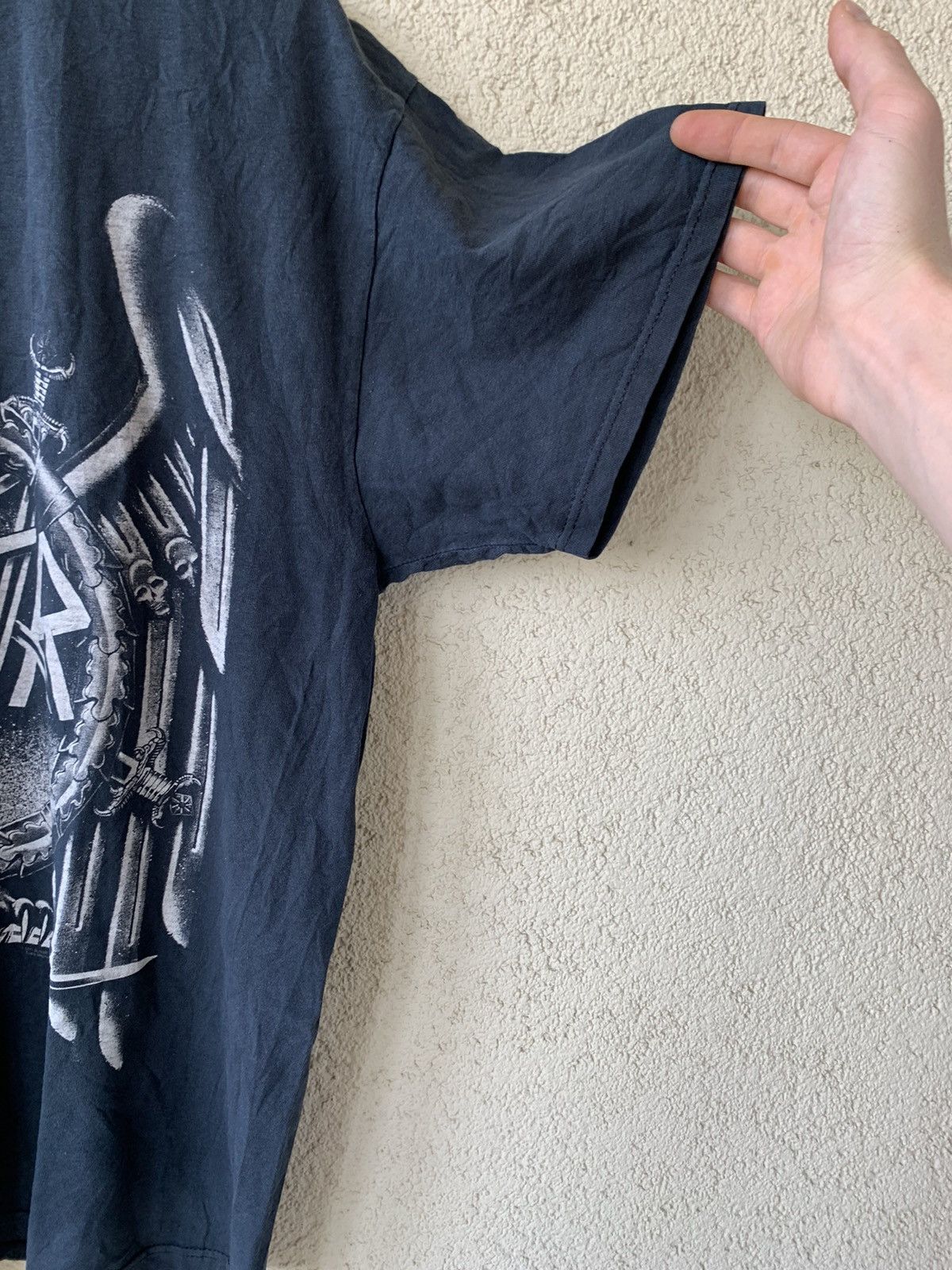 Band Tees 2011 Slayer Big Band Logo Graphic T-Shirt Size US XL / EU 56 / 4 - 6 Thumbnail