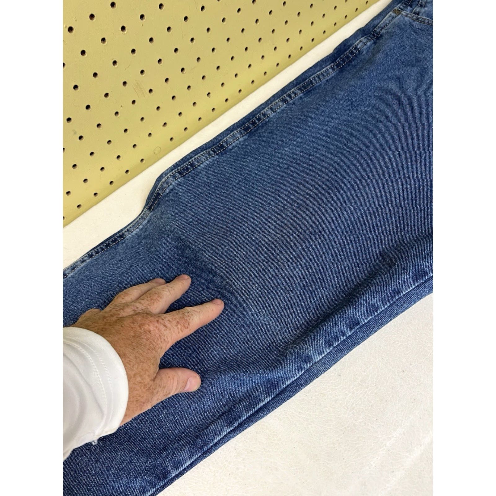 Wrangler Wrangler Jeans Denim 40x36 Men Grey Indigo Relaxed Straight Lined 35001 Rugged Wear 40 Regular Inseam 36 Straight Brand: Wrangler Size US 40 / EU 56 - 4 Thumbnail