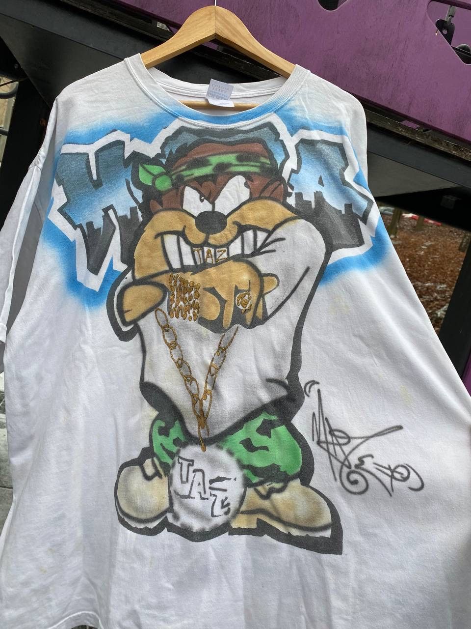 Vintage 90’s Looney Tunes Taz tee Size US XXL / EU 58 / 5 - 2 Thumbnail