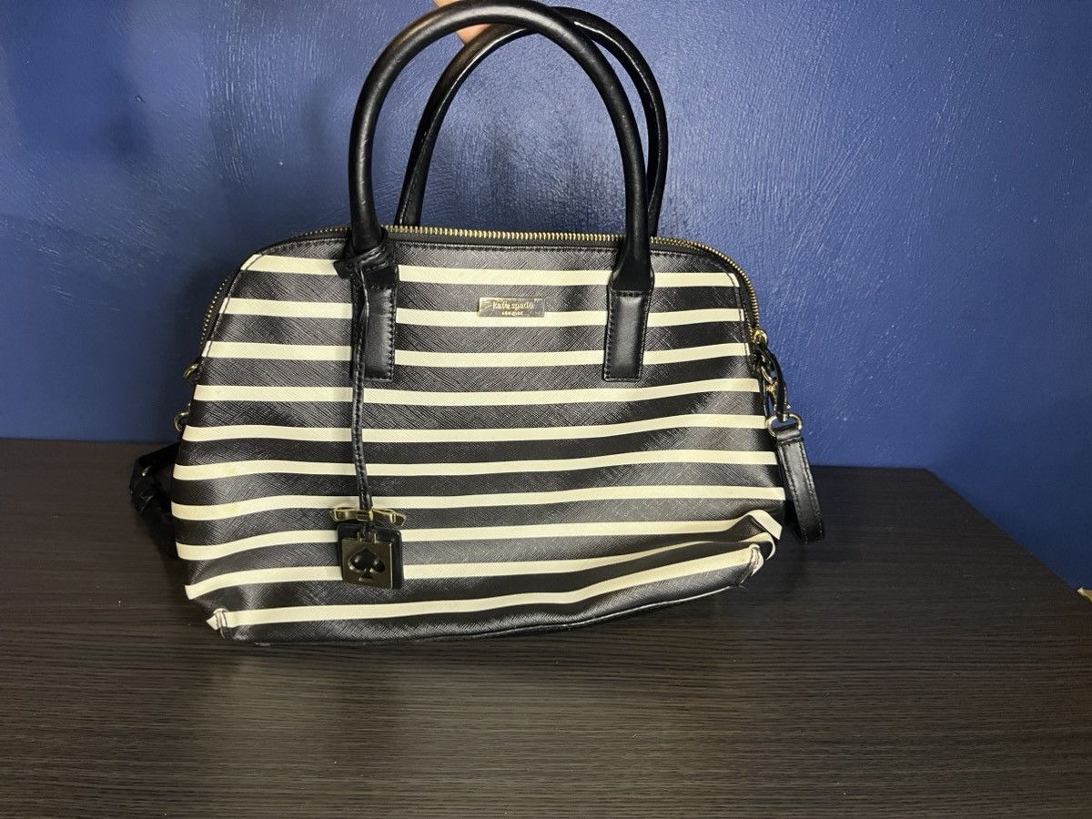 Kate Spade Kate Spade Stripe Bag Size ONE SIZE - 1 Thumbnail