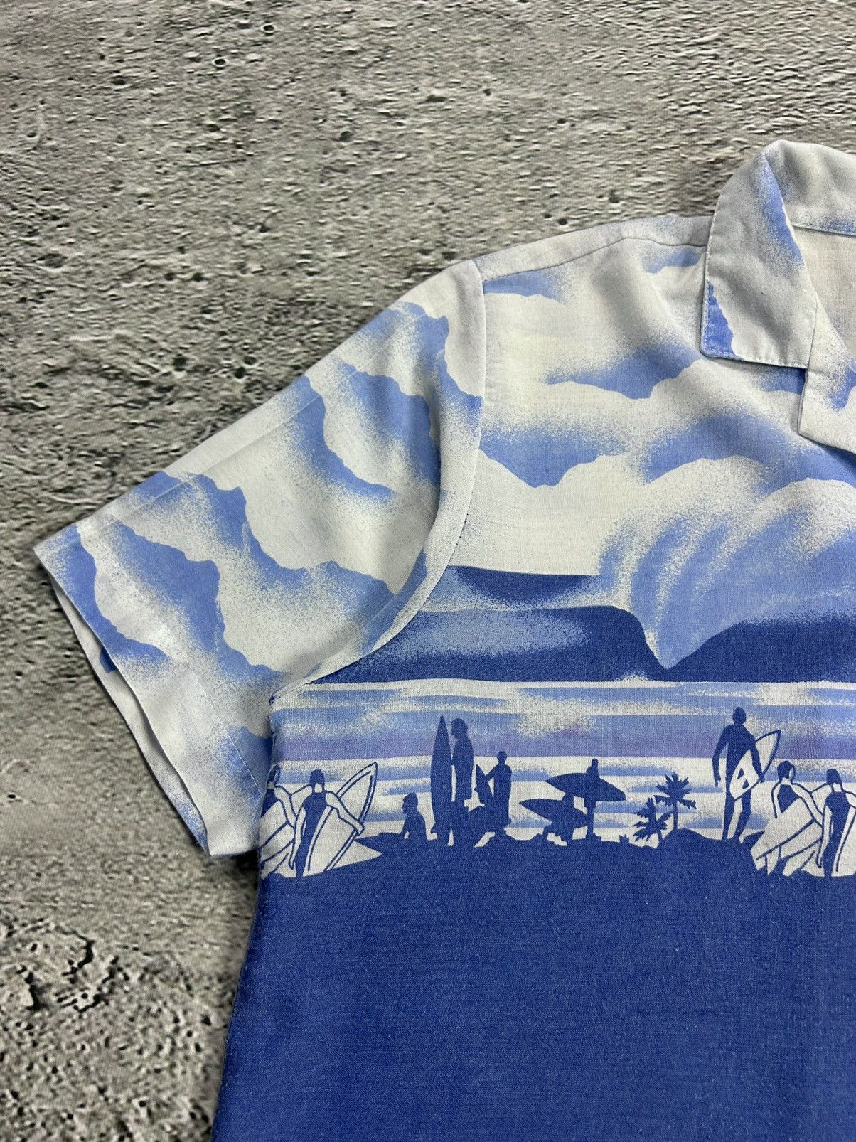 Vintage Hawaiian Shirt vintage Daymo made in USA blue beach surf 80s Size US M / EU 48-50 / 2 - 3 Thumbnail