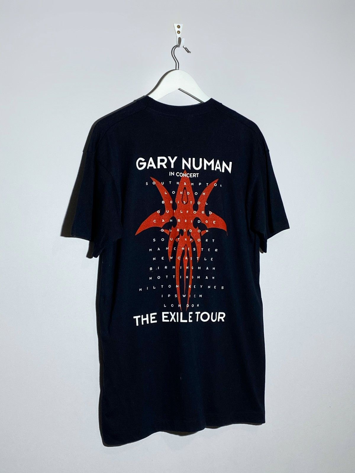Band Tees Vintage 1990s Gary Numan Band Tee T-Shirt Y2K Size US L / EU 52-54 / 3 - 2 Thumbnail