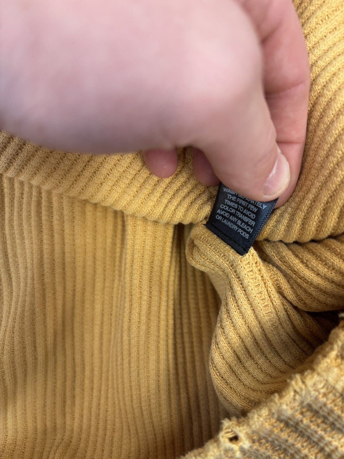 The GV Gallery The Gv gallery Raspberry hills waffle thermal zip Size US M / EU 48-50 / 2 - 8 Thumbnail
