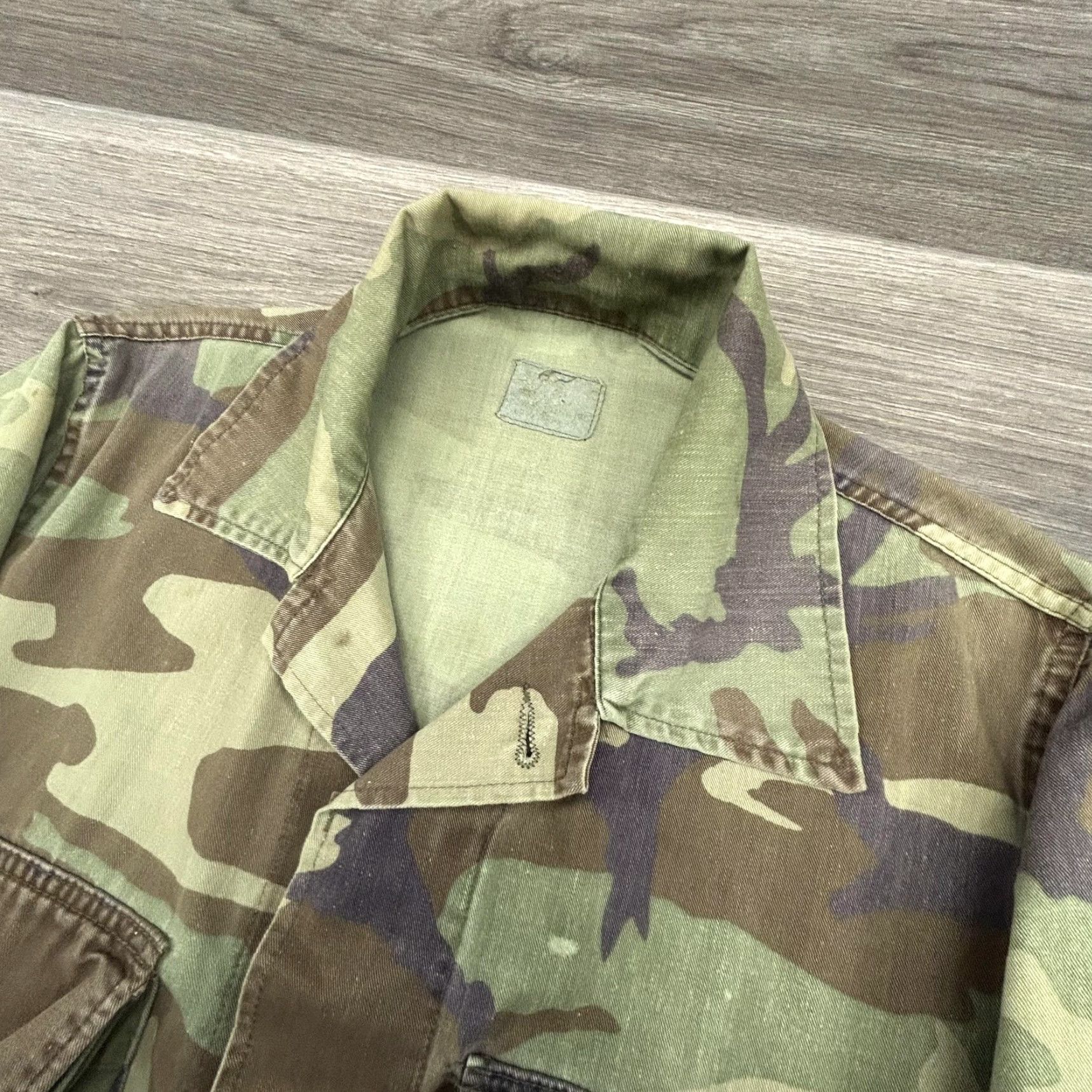 Vintage VINTAGE U.S. Military Jacket Mens M Green Woodland Camouflage Field Jacket Size US M / EU 48-50 / 2 - 5 Thumbnail