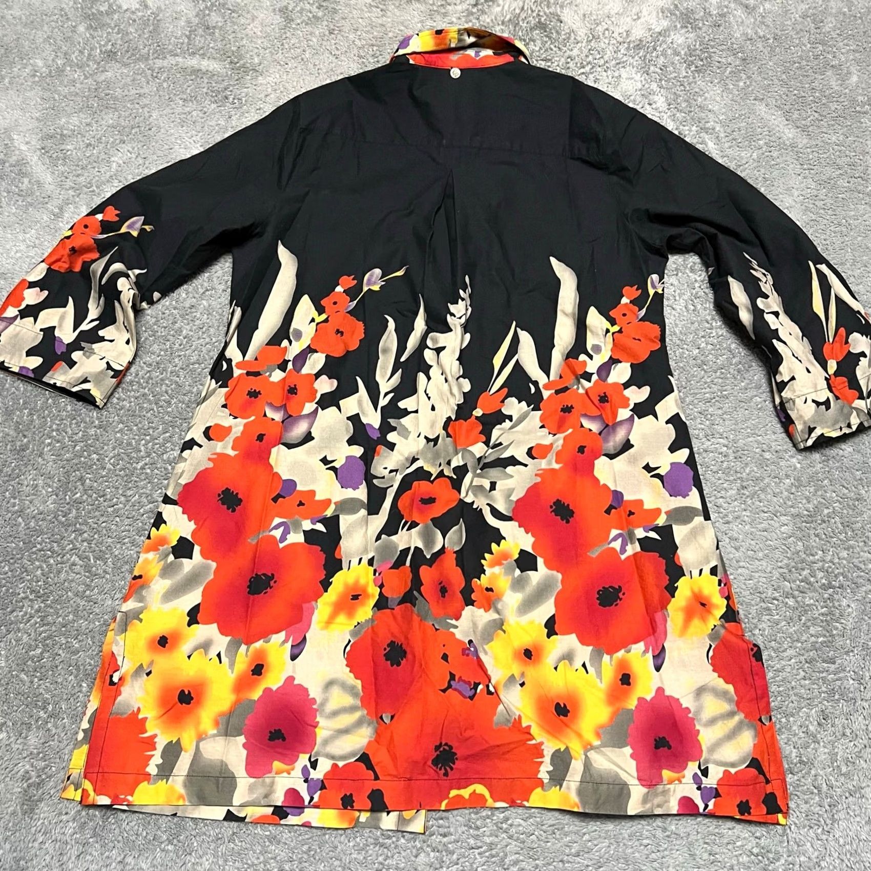 Soft Surroundings Soft Surroundings Shirt Womens Large Multicolor Beaded Poppy Floral Tunic Button-Up Size L / US 10 / IT 46 - 3 Thumbnail