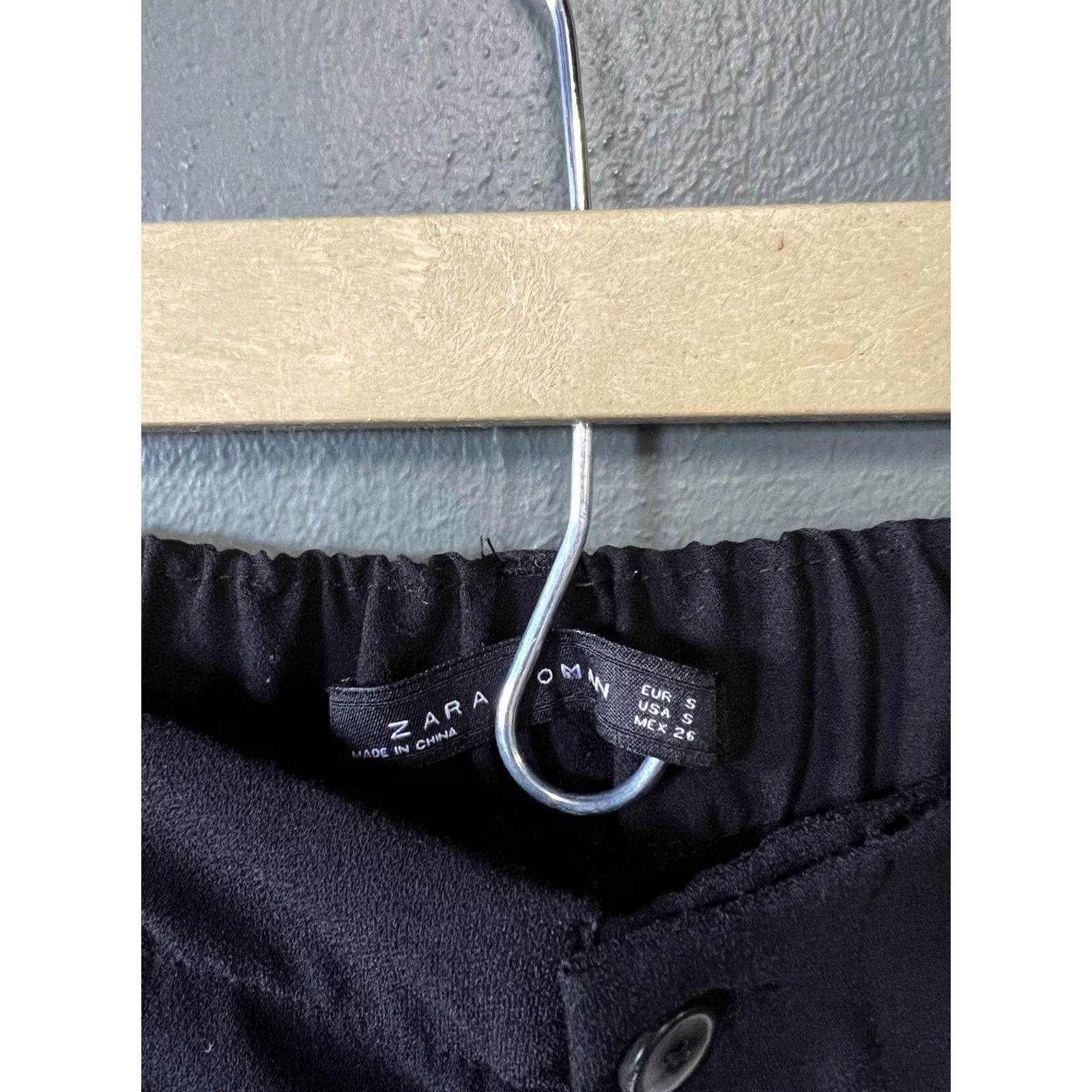 Zara Zara Black Cropped Pleated Business Pants Womens Small Size 28" / US 6 / IT 42 - 3 Thumbnail