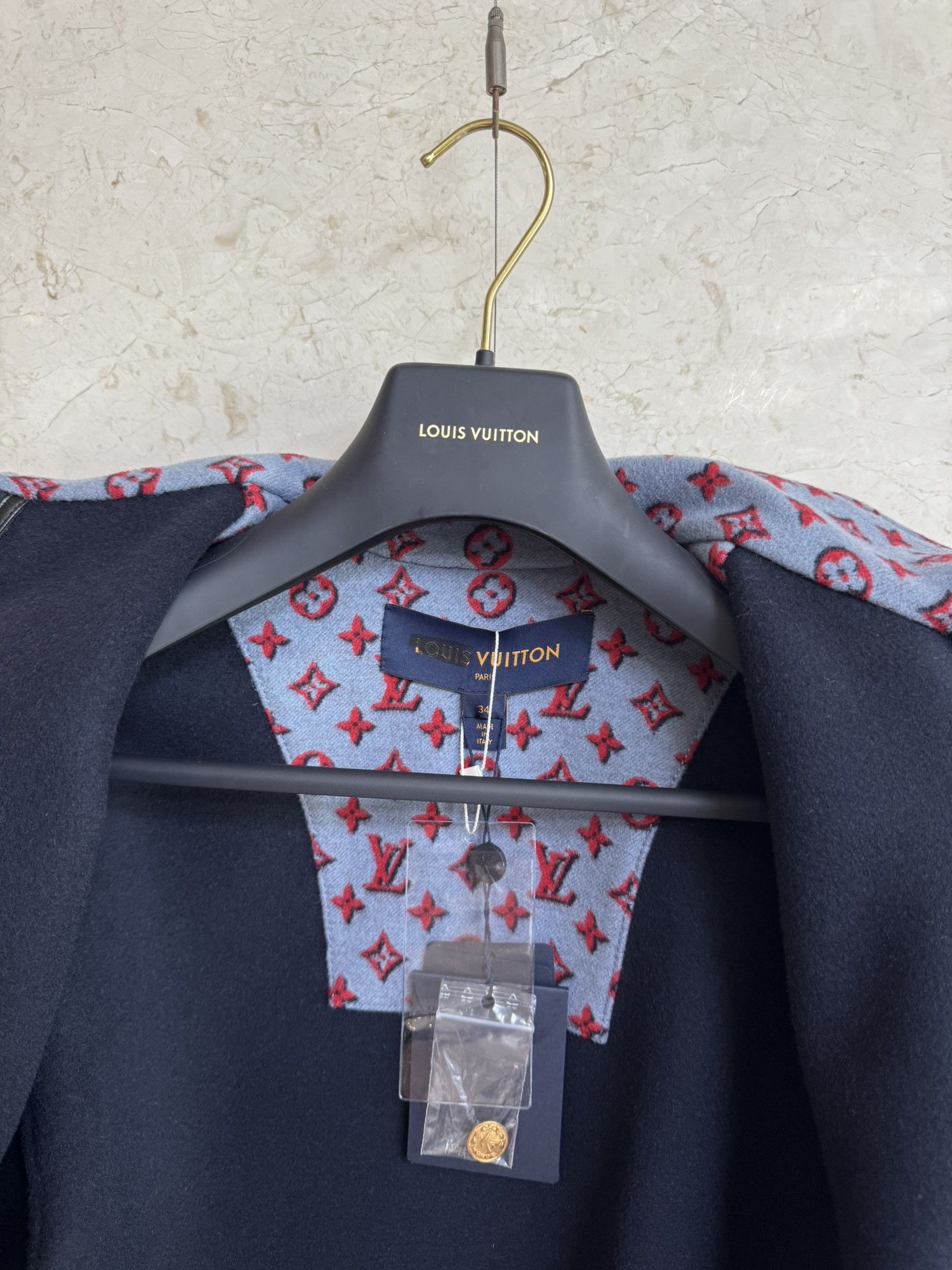 Louis Vuitton LOUIS VUITTON 3D Monogram Zip Jacket – Model 1ABR8F Size US S / EU 44-46 / 1 - 9 Thumbnail