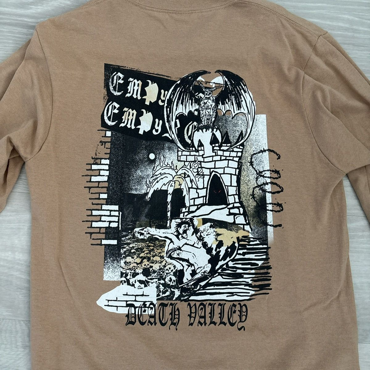 Empyre EMPYRE LONG SLEEVE GRAPHIC TEE Size US M / EU 48-50 / 2 - 3 Thumbnail