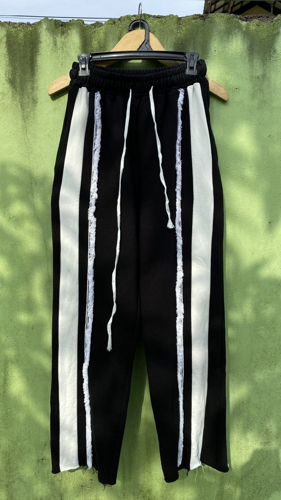Japanese Brand Bound Sweatpants Distressed Stripe Grunge Avant Garde Look Size 23" - 1 Thumbnail