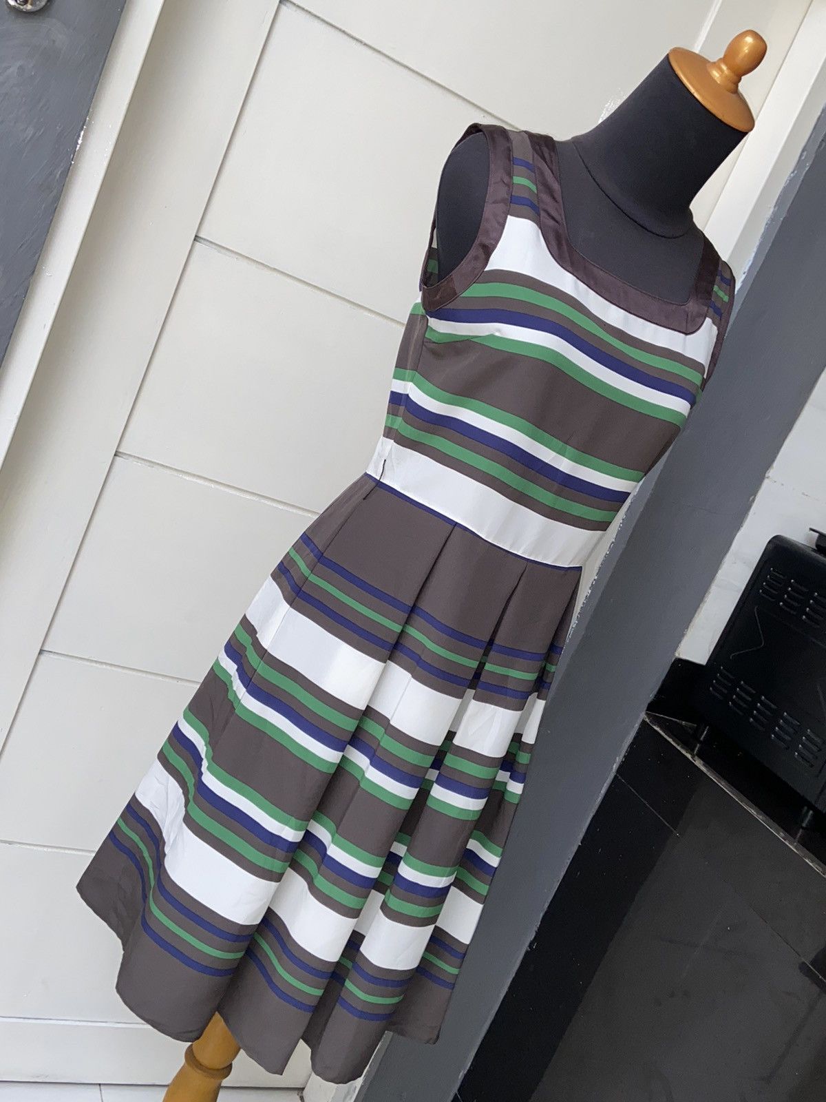 Tommy Hilfiger TOMMY HILFIGER Striped Dress Size XS / US 0-2 / IT 36-38 - 16 Thumbnail