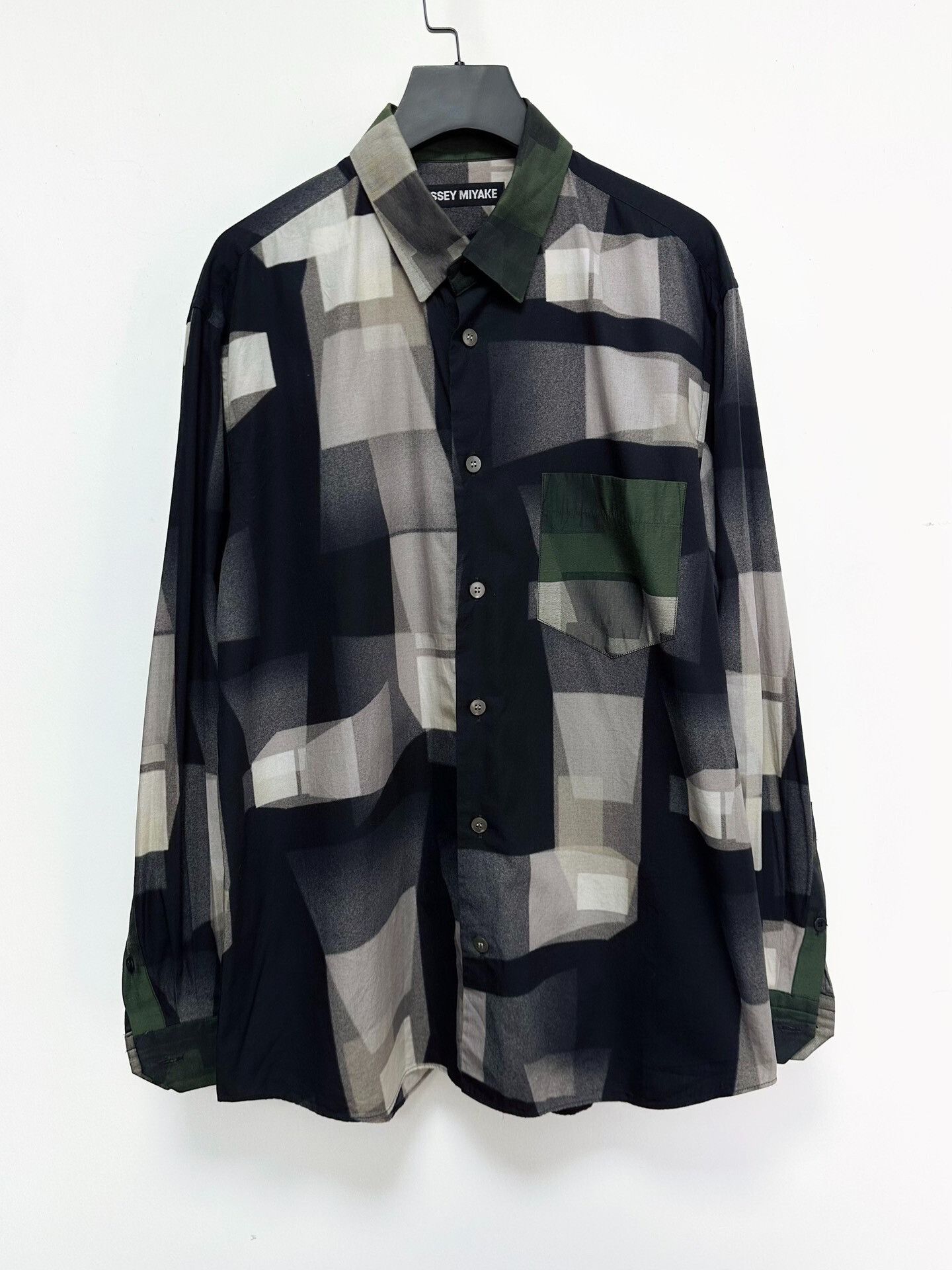 Issey Miyake Issey Miyake A-Poc Inside Visual Experiment Shirt Size US L / EU 52-54 / 3 - 1 Thumbnail