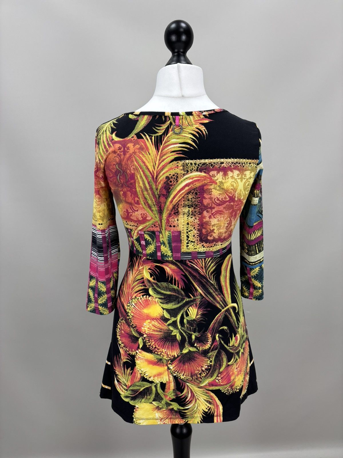 Jean Paul Gaultier Womens blouse Save The Queen Size L Color Multicolor Size L / US 10 / IT 46 - 6 Thumbnail