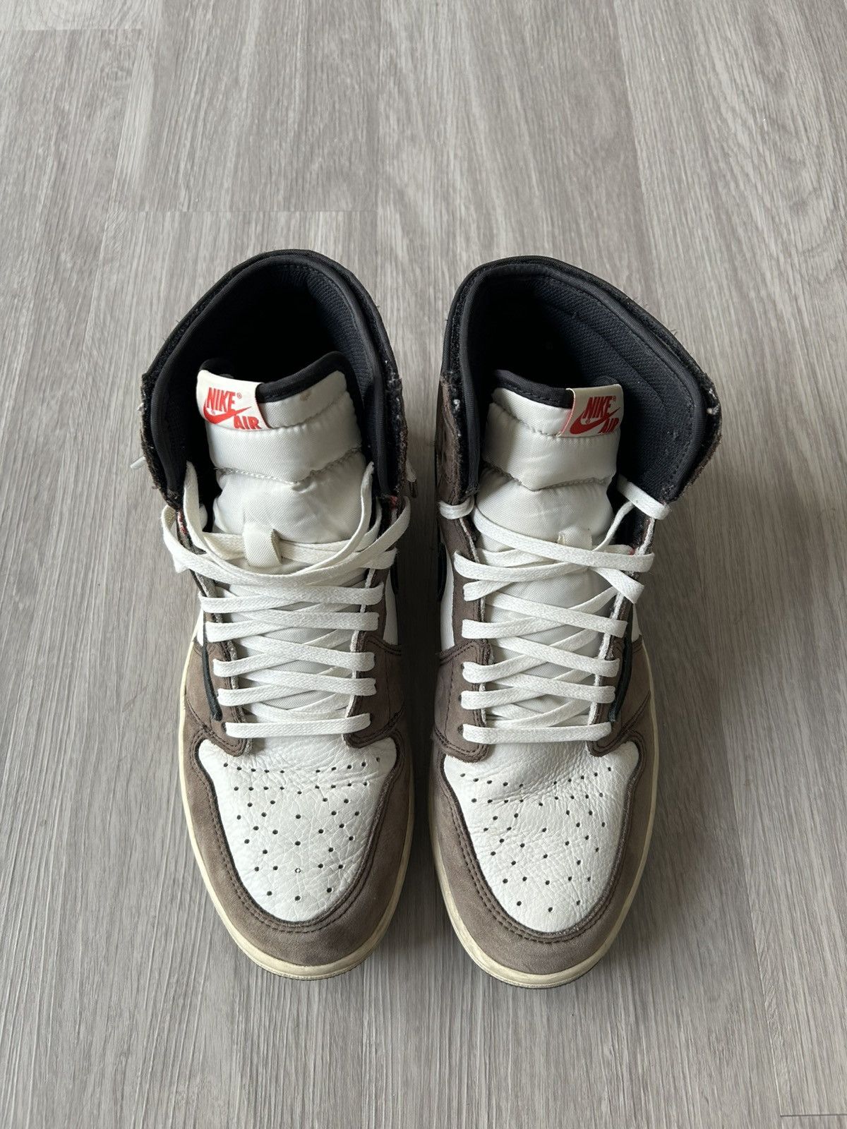 Jordan Brand × Travis Scott Travis Scott x Air Jordan Retro 1 High OG Mocha Size 11 Size US 11 / EU 44 - 3 Thumbnail