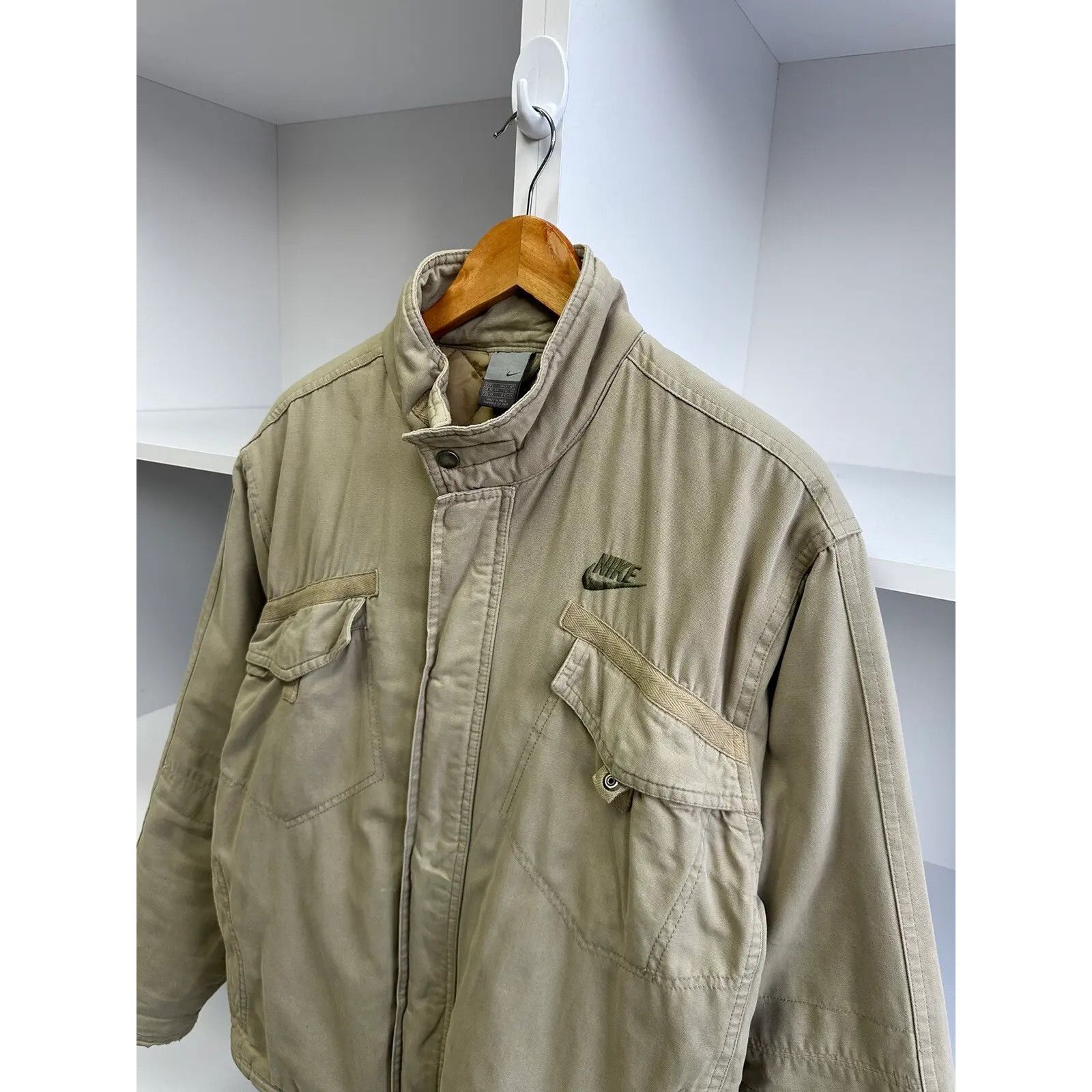 Nike VTG Nike Detroit Style Heavy Beige Bomber Jacket Size US L / EU 52-54 / 3 - 6 Thumbnail