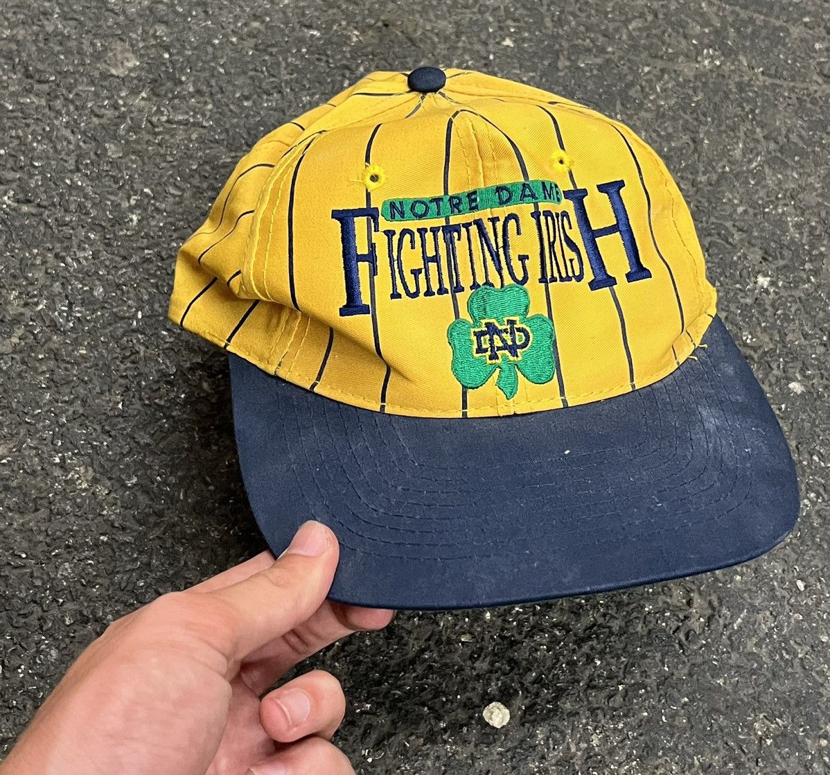 The Game × Vintage Vintage notre dame pin stipe hat streetwear hype rare Size ONE SIZE - 2 Thumbnail