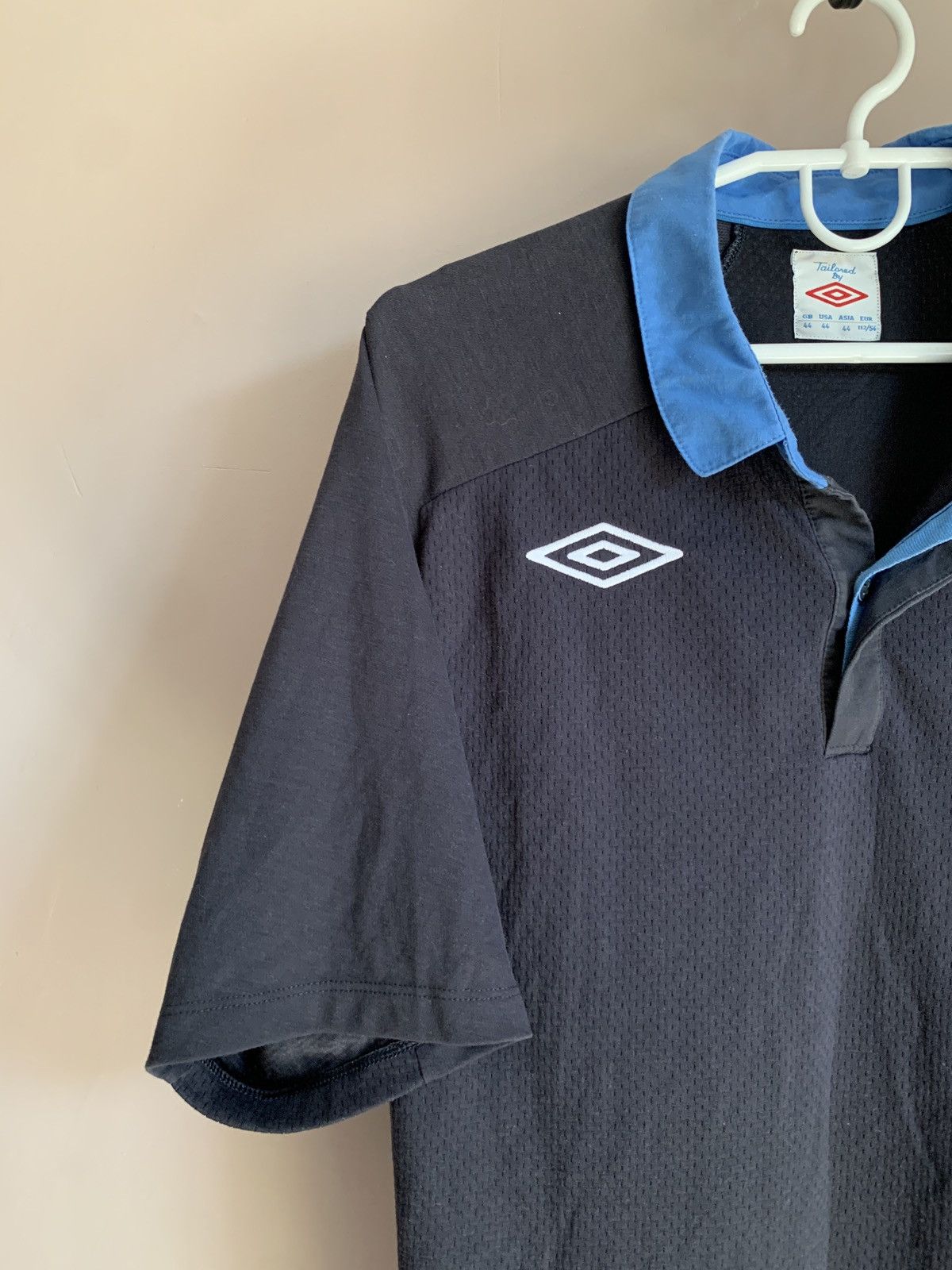 Umbro England 2011 2012 Away Football Jersey Umbro Soccer Shirt XL Size US XL / EU 56 / 4 - 3 Thumbnail