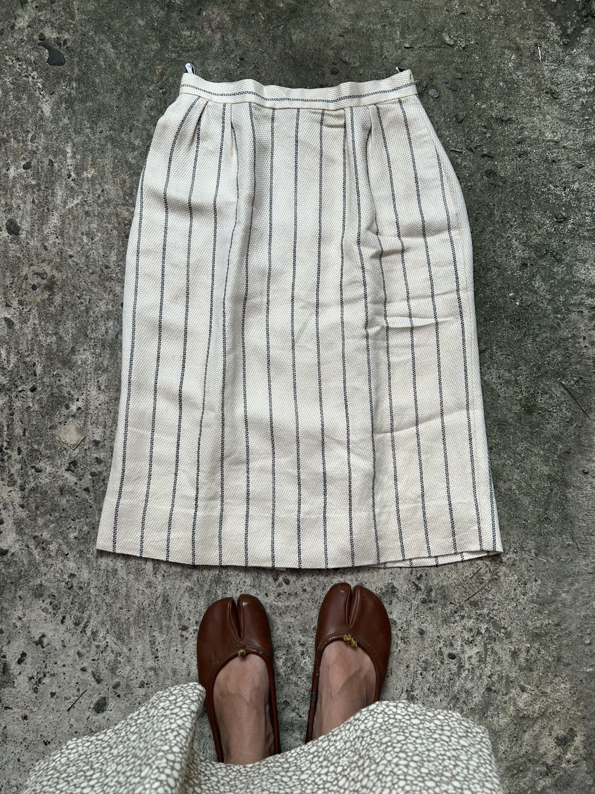 image of Vintage Dior Striped Mid Skirt in Cream, Women's (Size 29)